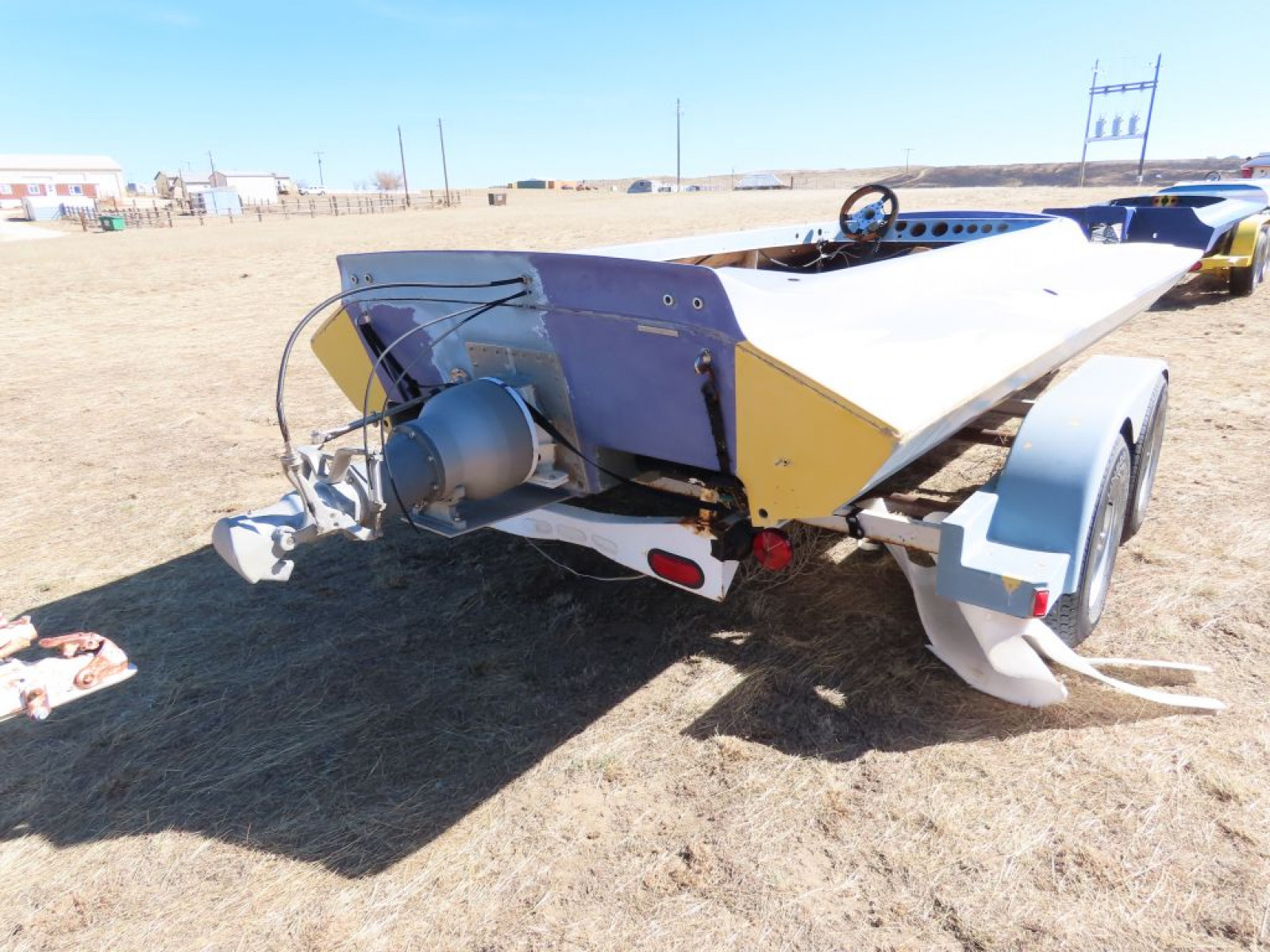 1980's Pickle fork Tunnel Style Speed Boat - Image 3