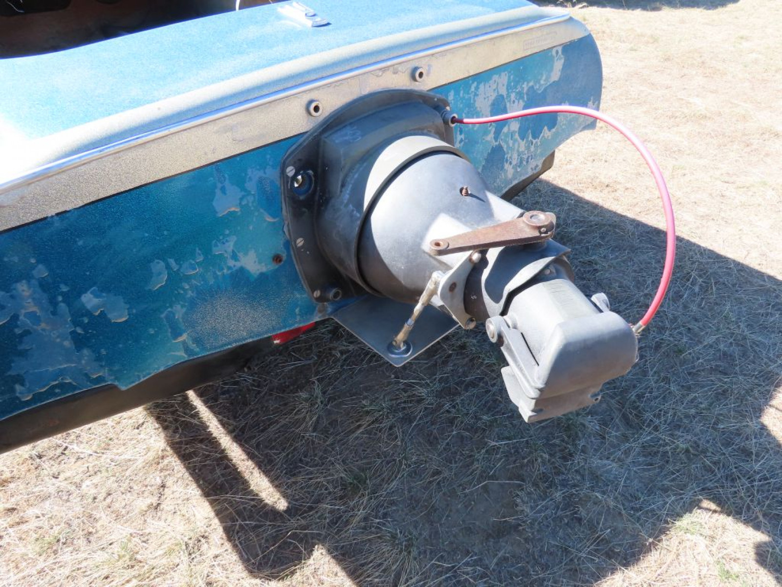 1970's-1980's Flat Deck Performance Speed Boat - Image 11