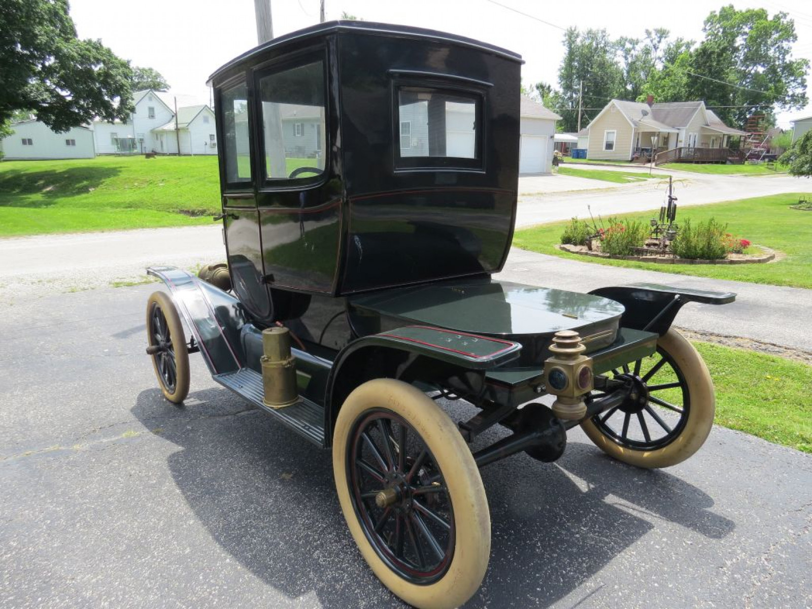 Very RARE 1909 Model T Coupe - Image 3