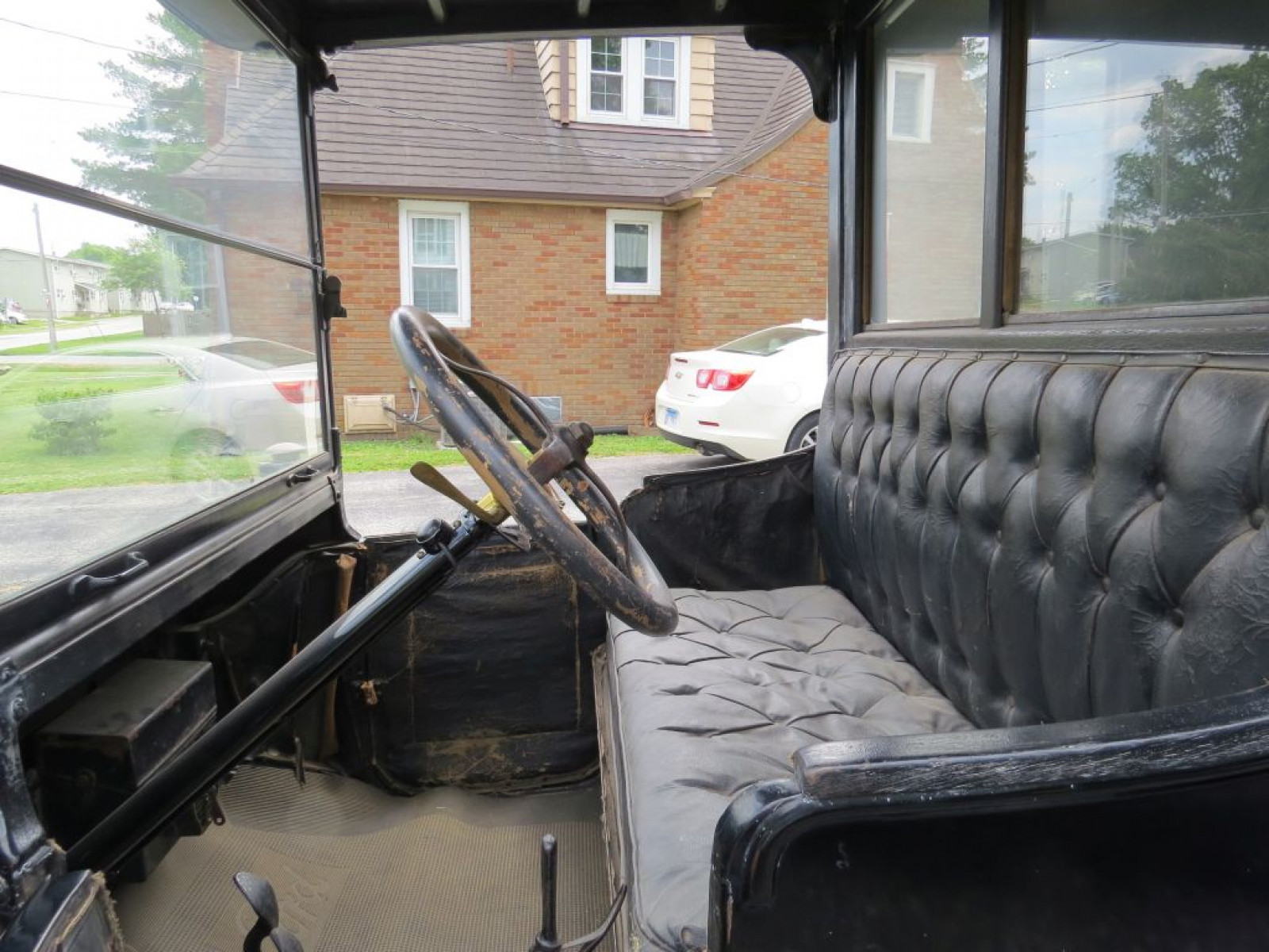 1915 Model T Town Car - Image 8