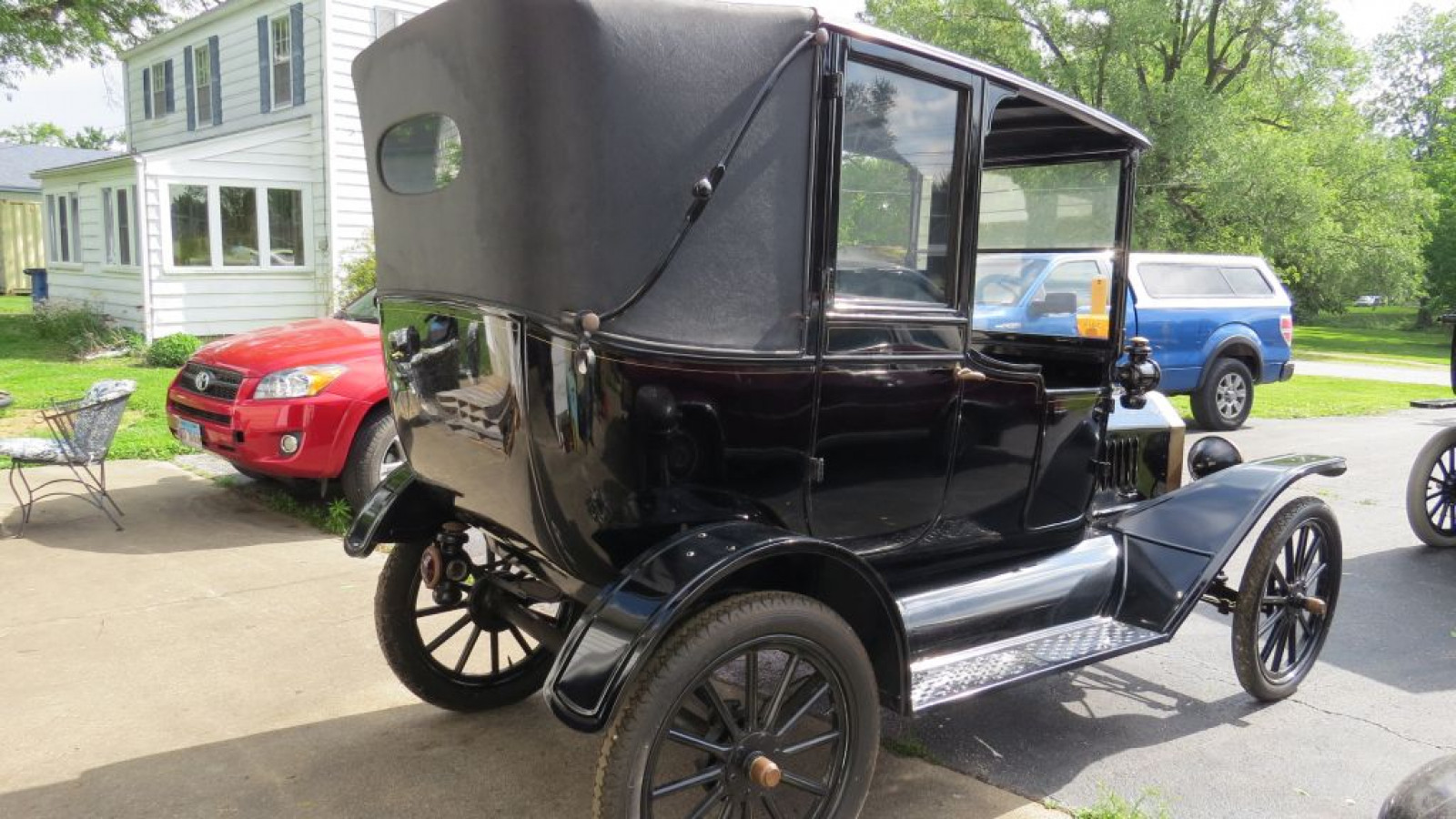 Original Condition 1915 Ford Model T Town Car - Image 4
