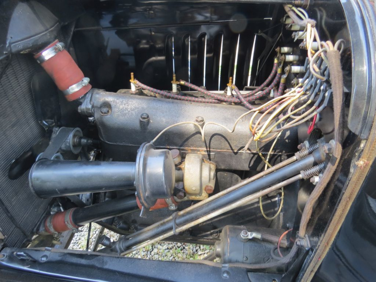 RARE 1921 Ford Center Door Model T - Image 12