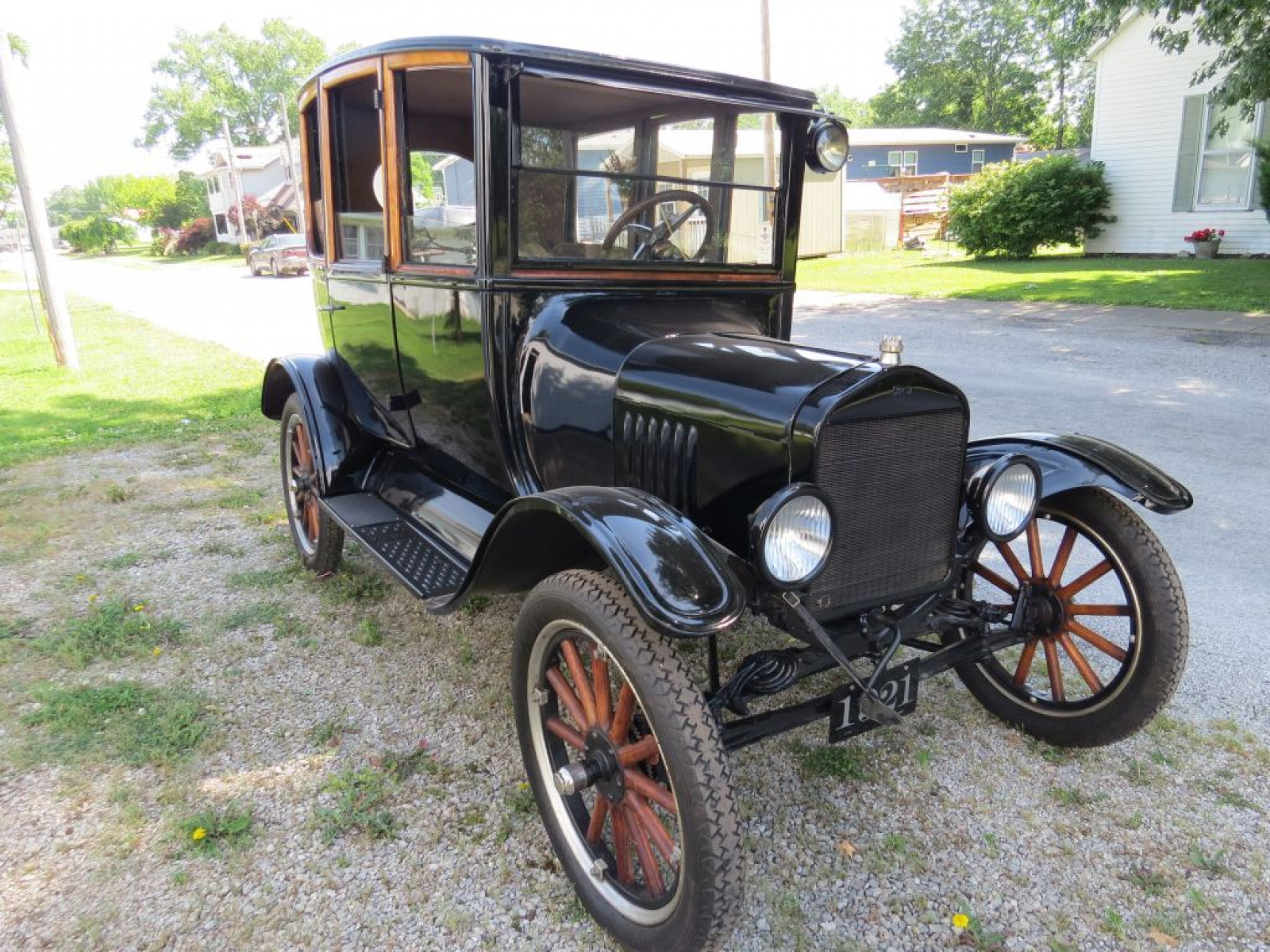 RARE 1921 Ford Center Door Model T - Image 3