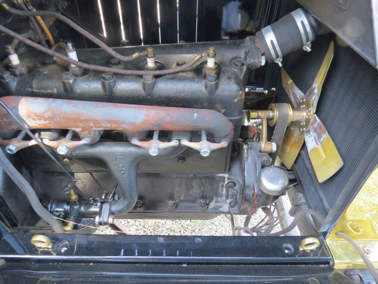 1915 Ford Model T Coupelet - Image 15