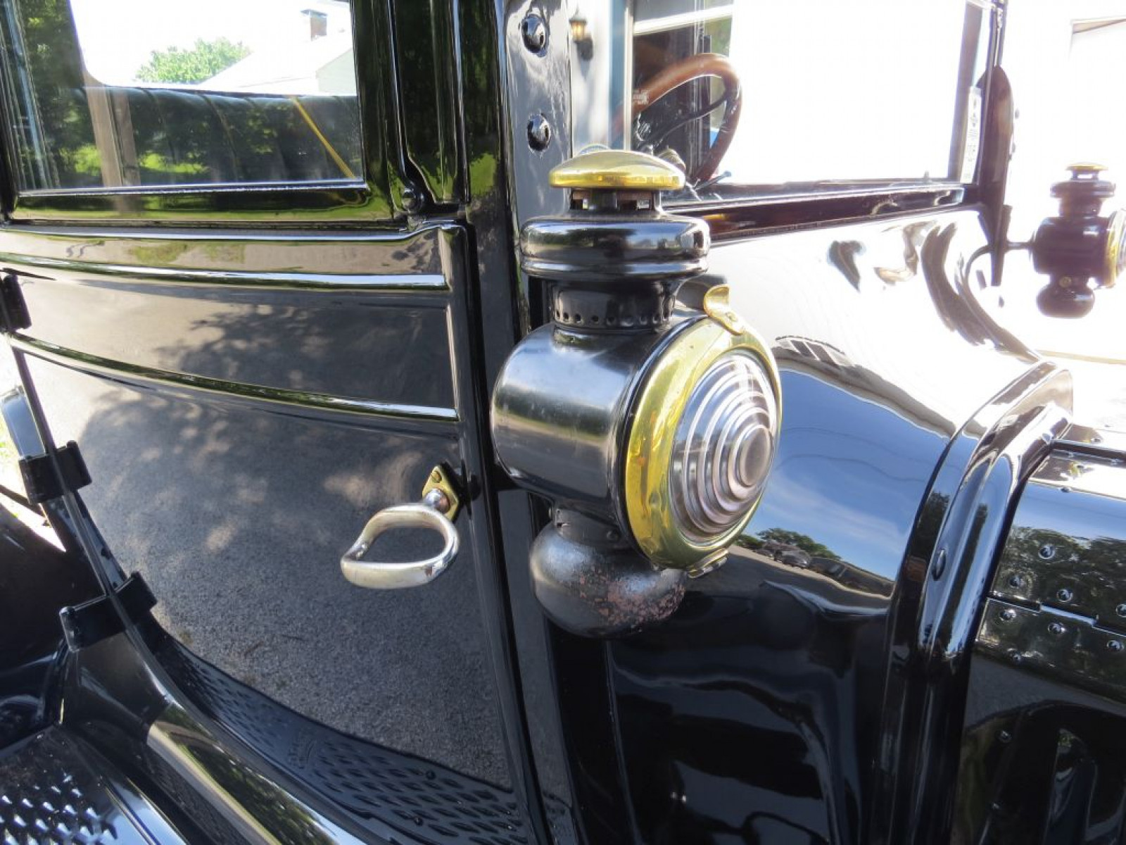 1915 Ford Model T Coupelet - Image 17