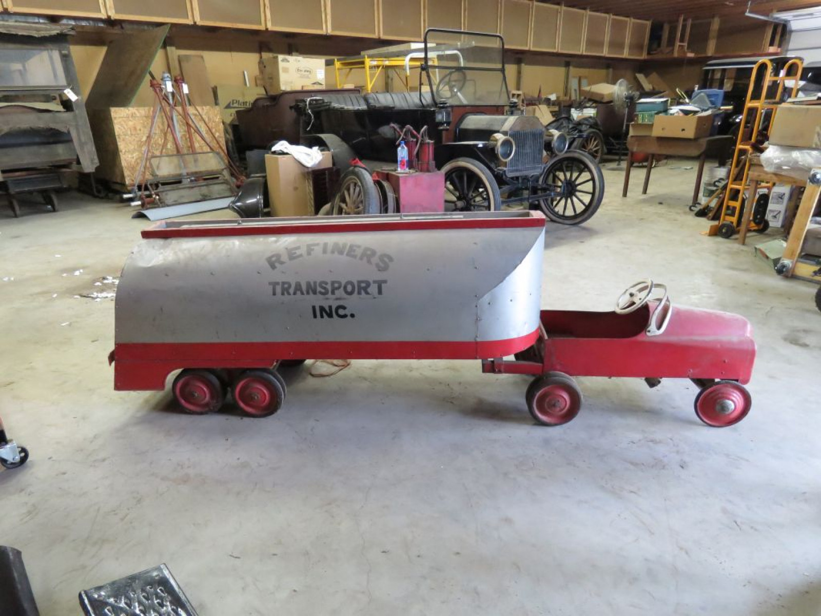 UNIQUE Murray Pedal Car with Homemade Semi Fuel Tanker - Image 3