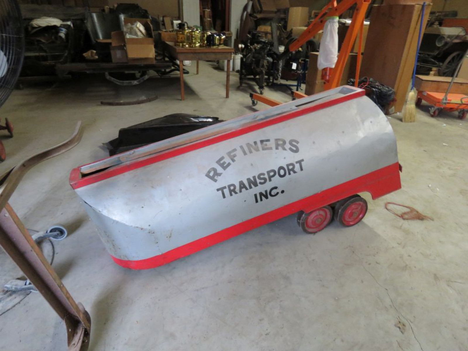 UNIQUE Murray Pedal Car with Homemade Semi Fuel Tanker - Image 9