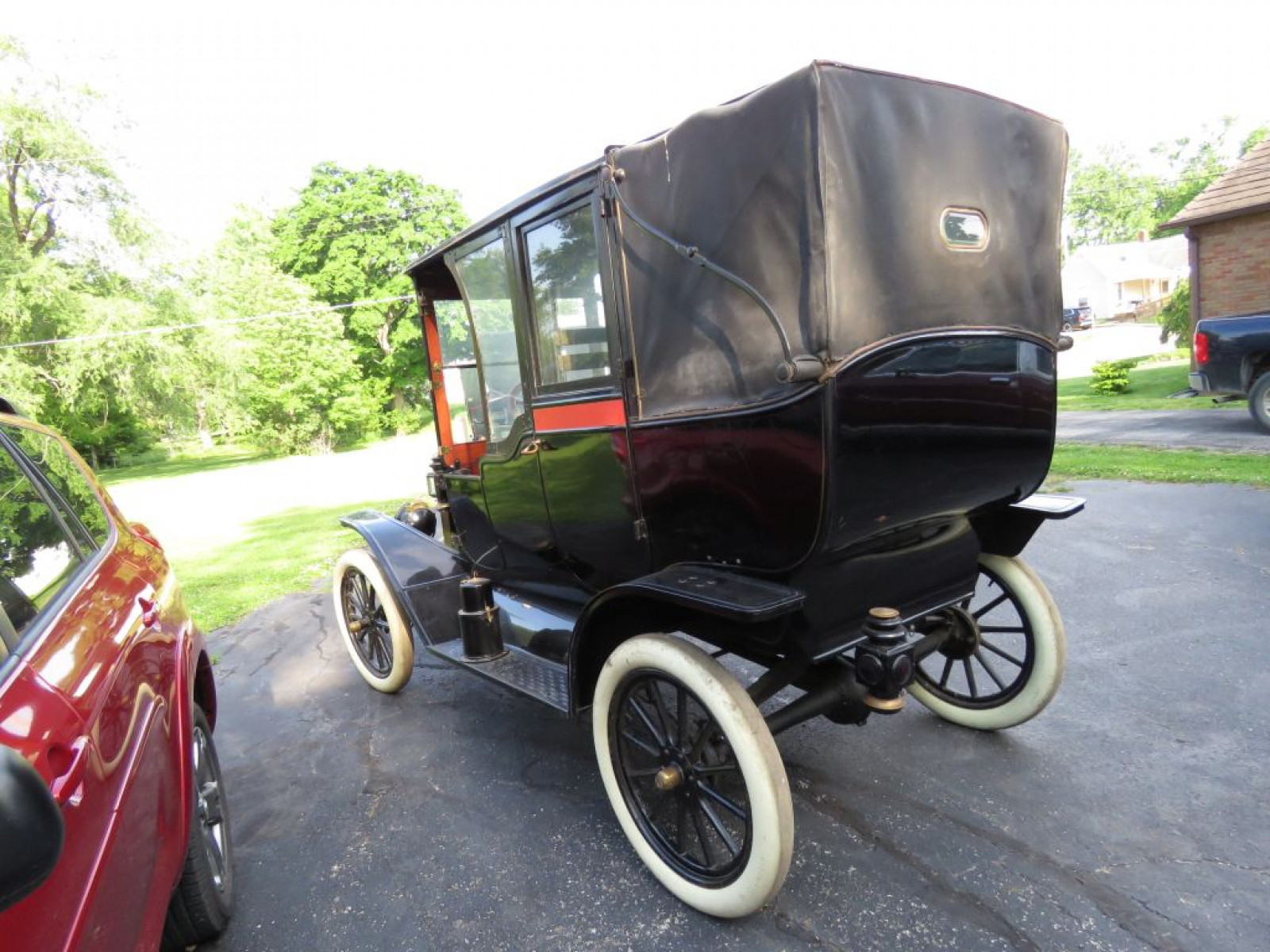 Complete 1914 Ford Model T Town Car - Image 20
