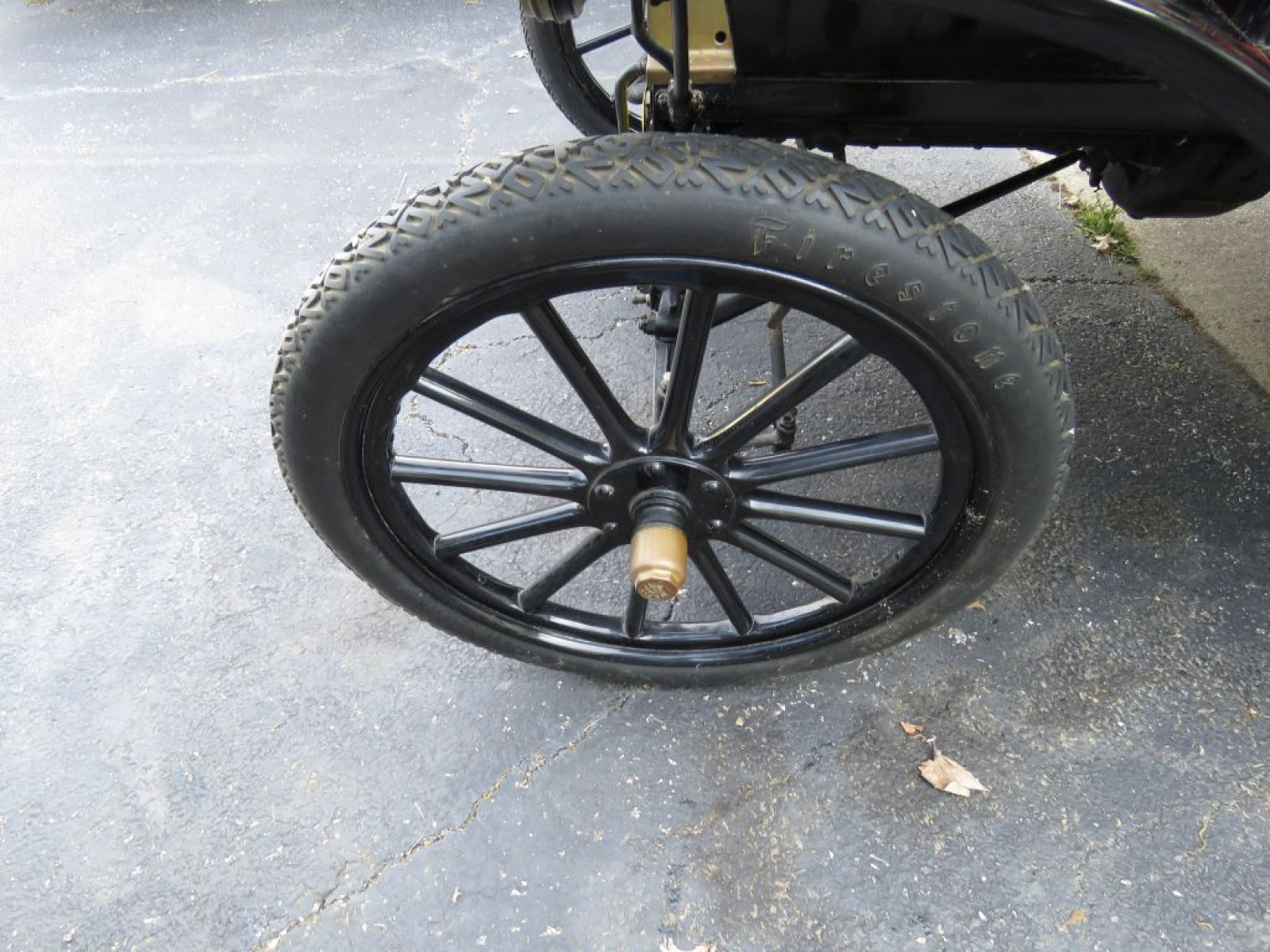 Older Restoration 1914 Ford Model T Touring Car - Image 20
