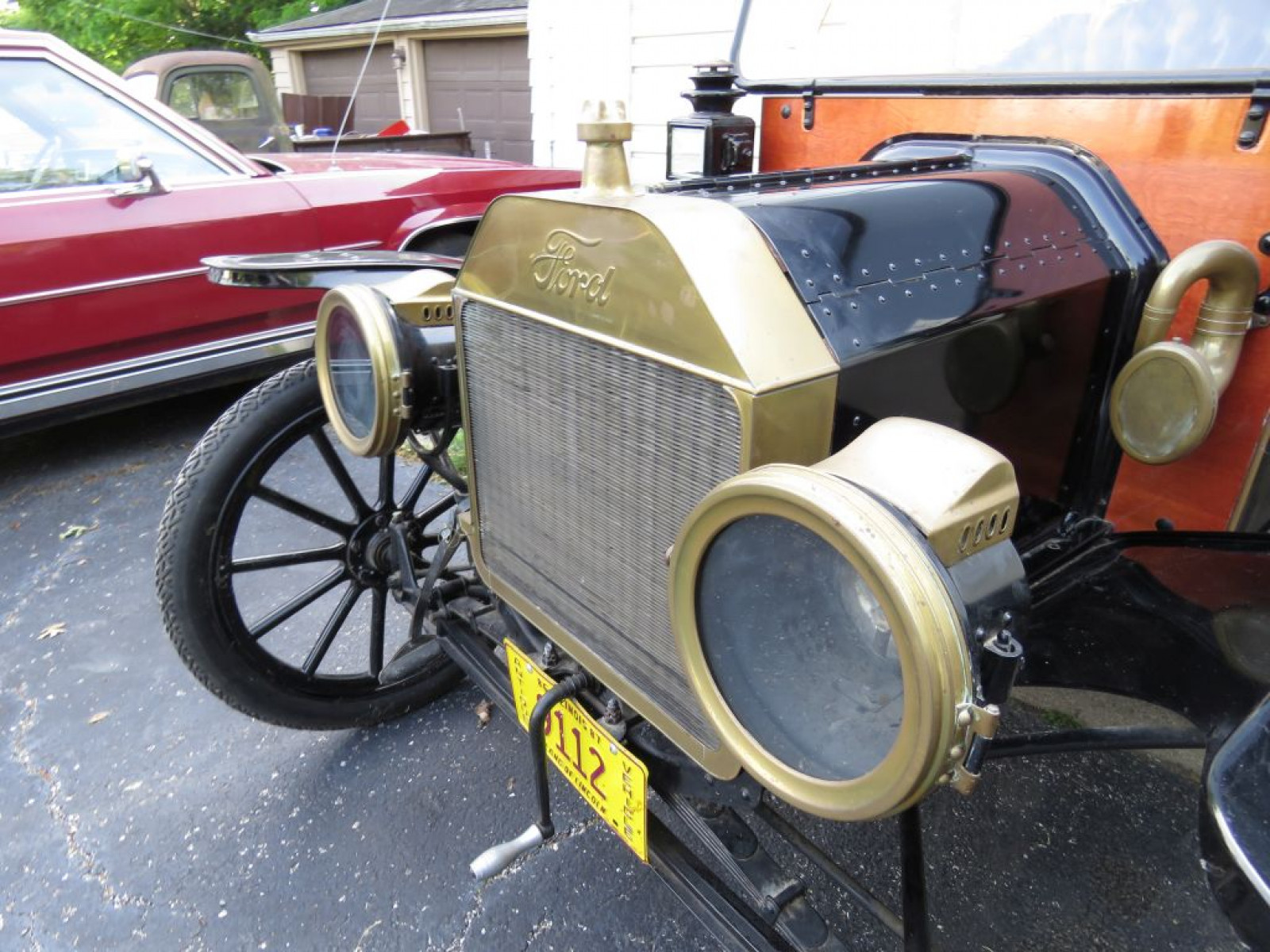 Older Restoration 1914 Ford Model T Touring Car - Image 4