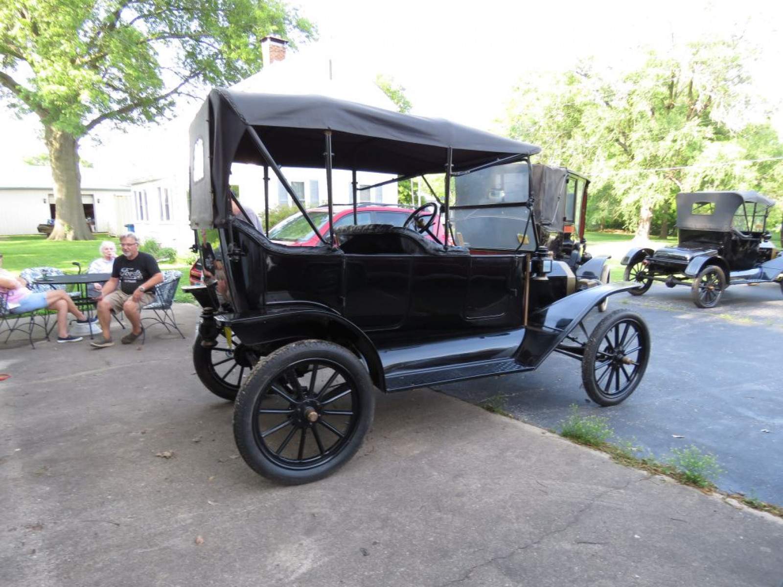 Older Restoration 1914 Ford Model T Touring Car - Image 5