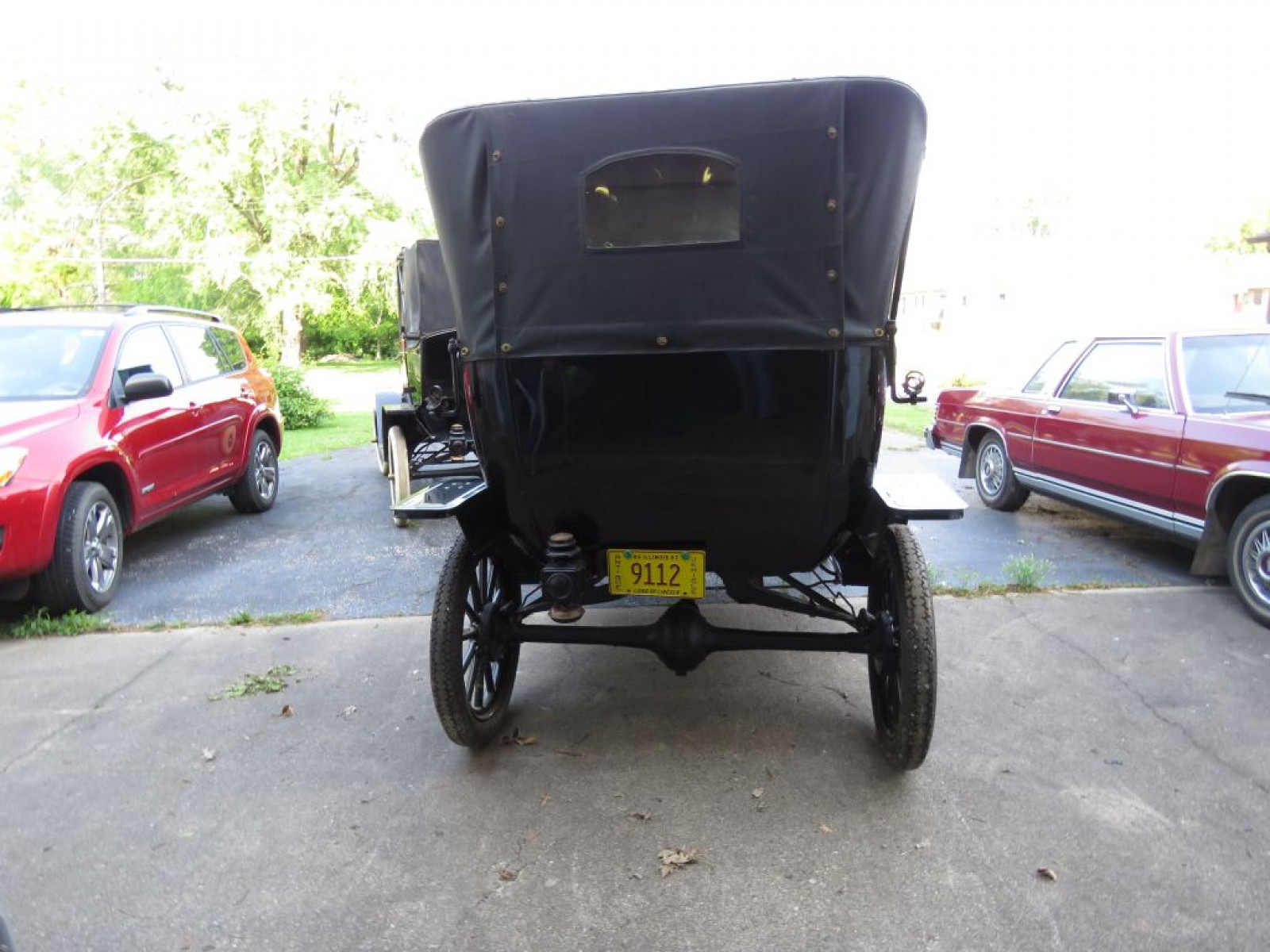Older Restoration 1914 Ford Model T Touring Car - Image 6