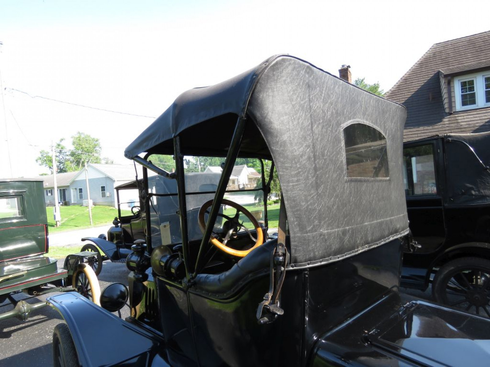 Complete 1915 Ford Model T Roadster - Image 12