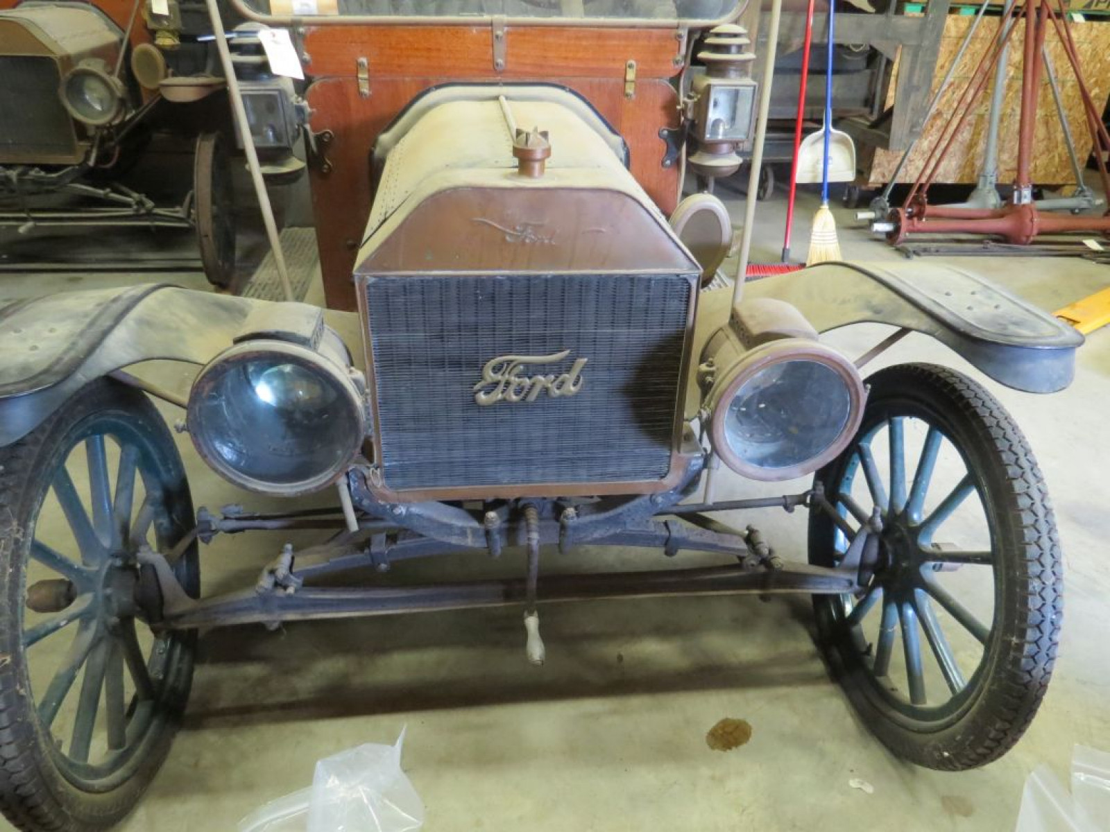 Nice 1910 Ford Model T Runabout - Image 4