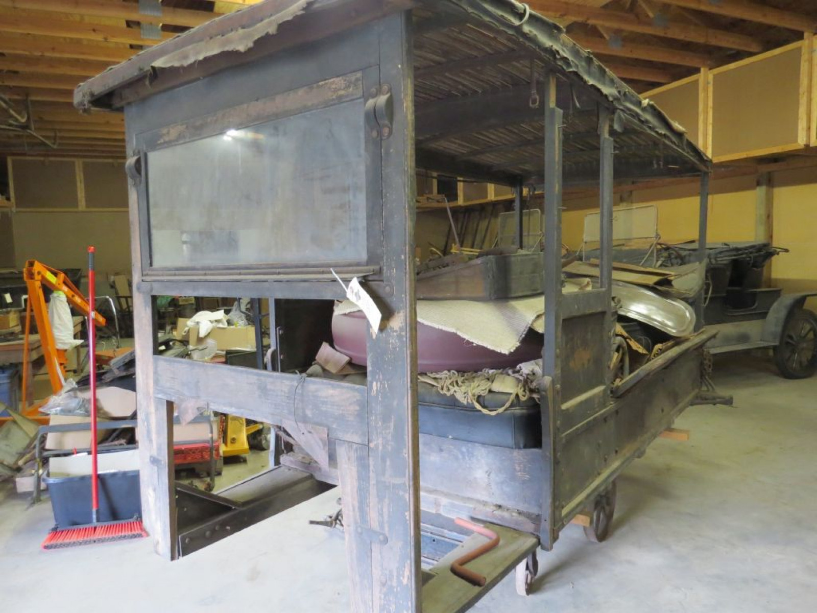 Original condition Huckster/ Delaware Body - Image 4