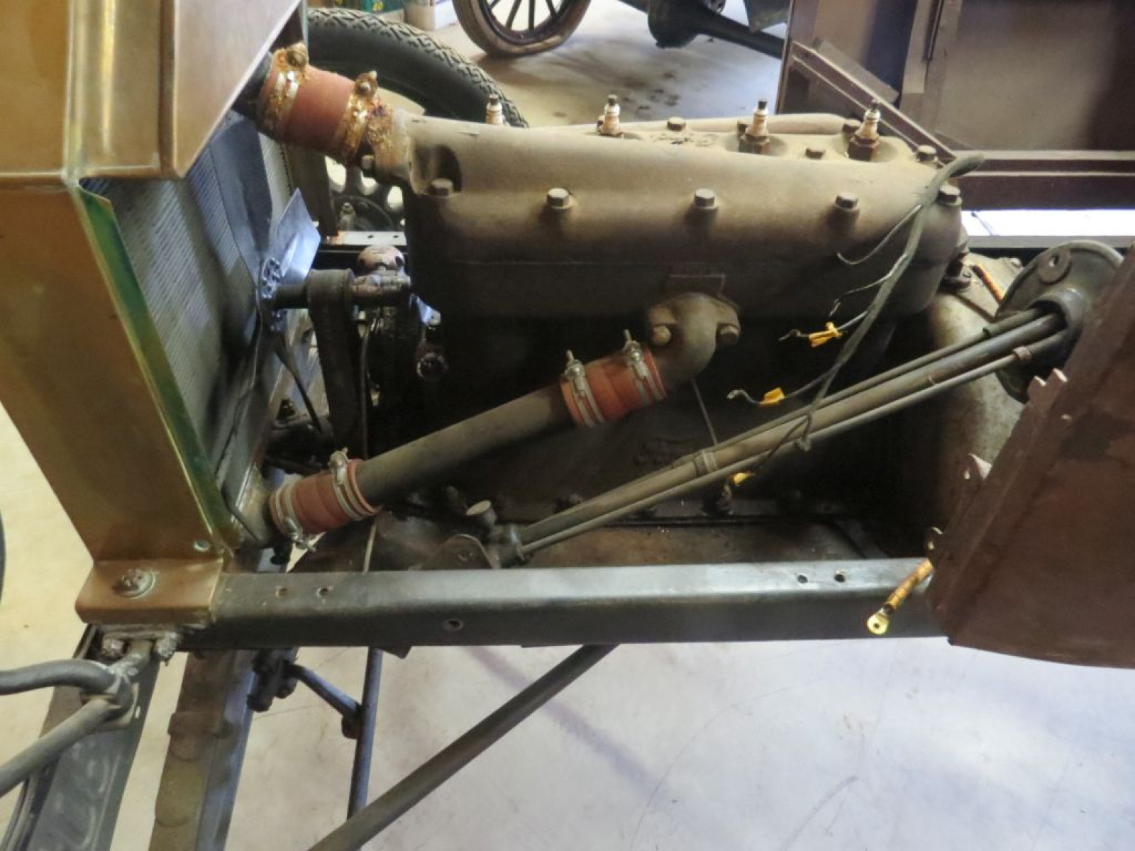 1913 Ford Model T Touring Project - Image 6
