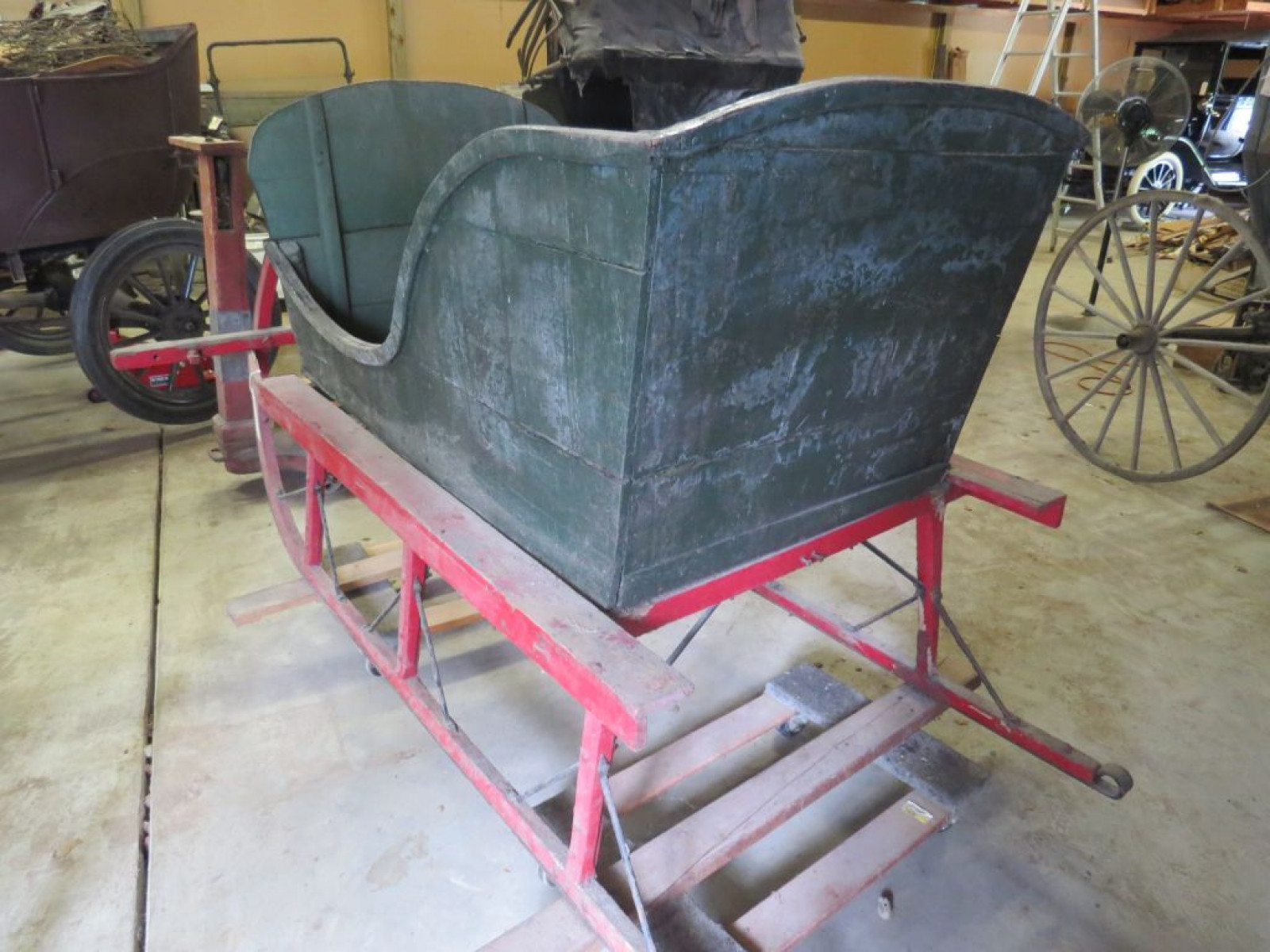 Very Primative Sleigh - Image 3