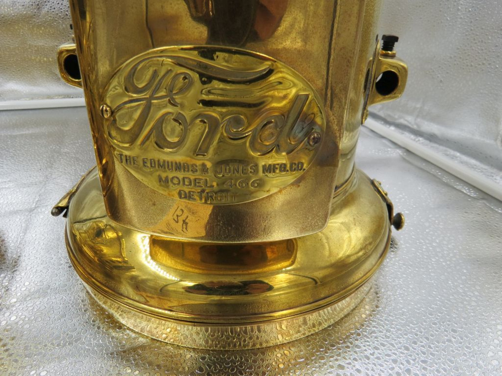 Pair of Ford Brass Headlights #466 - Image 2