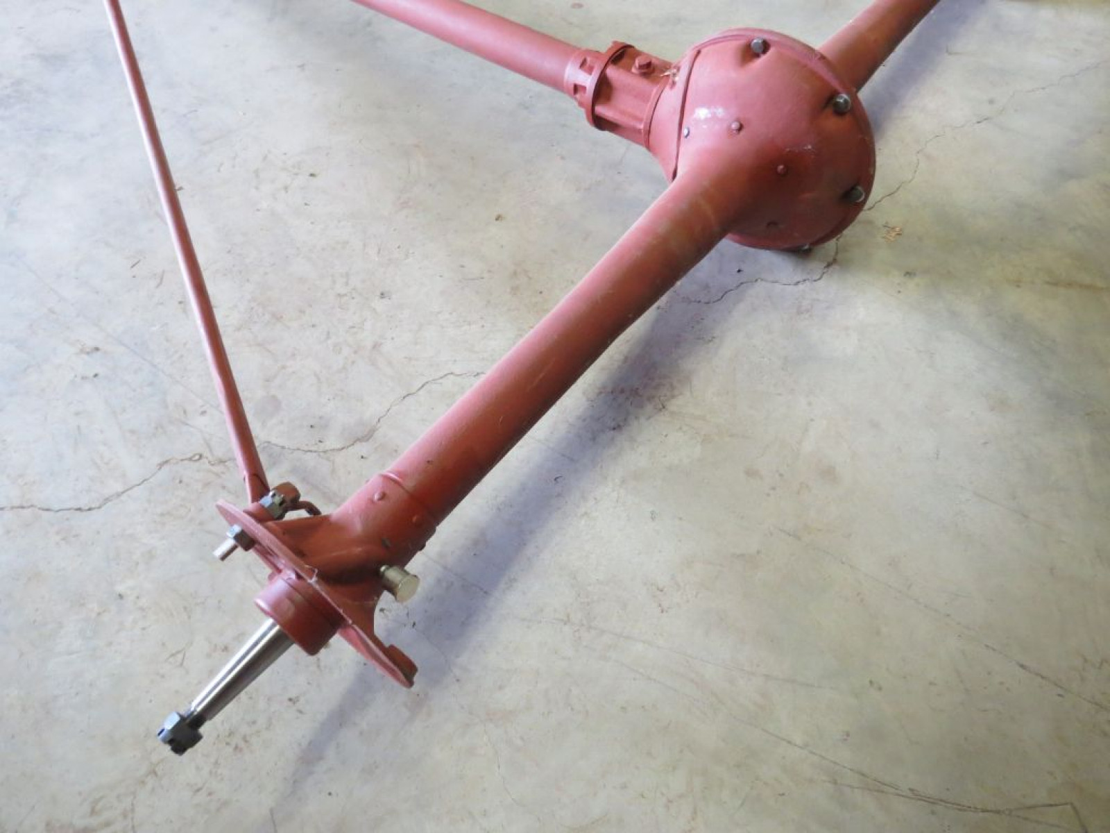 Early standard Rear Axle - Image 4