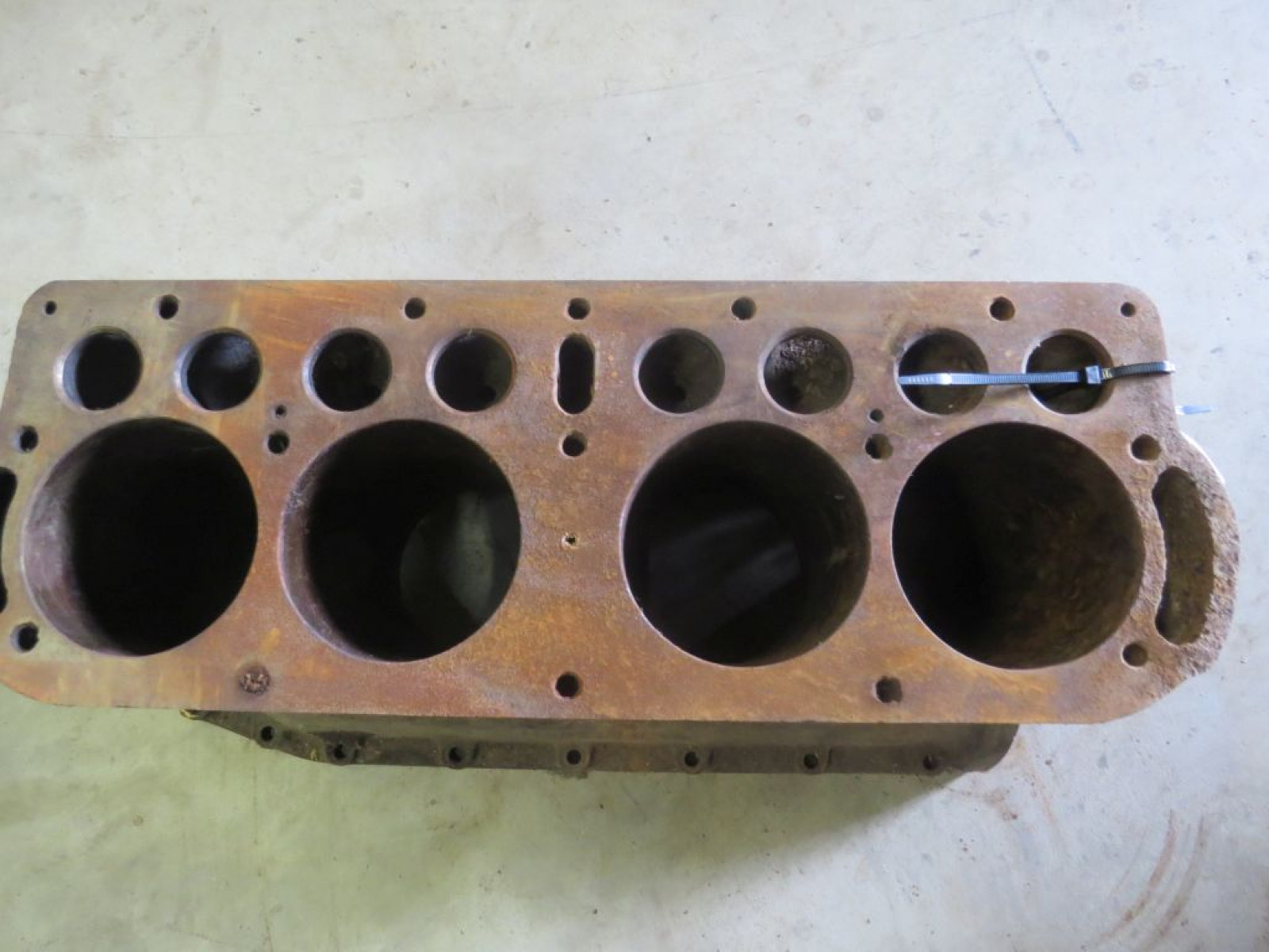1909 Engine Bare Block #5987 - Image 4