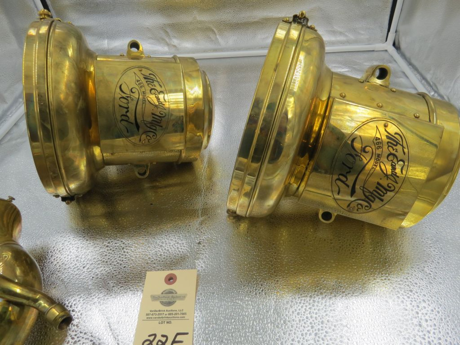 Pair of E+J Model 466 Headlights - Image 2