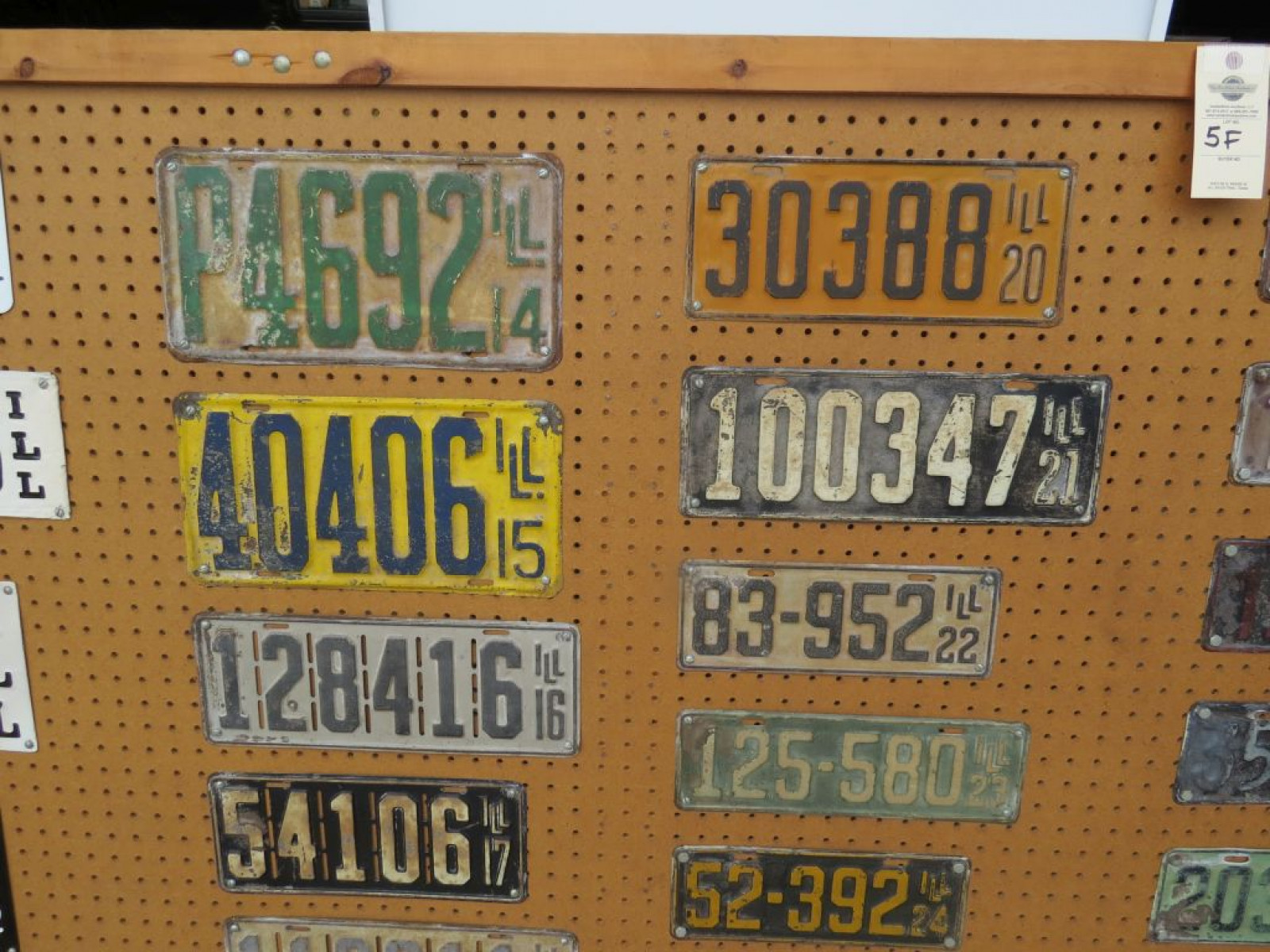 Board of Early Illinois License Plates from 1910-1933 - Image 4