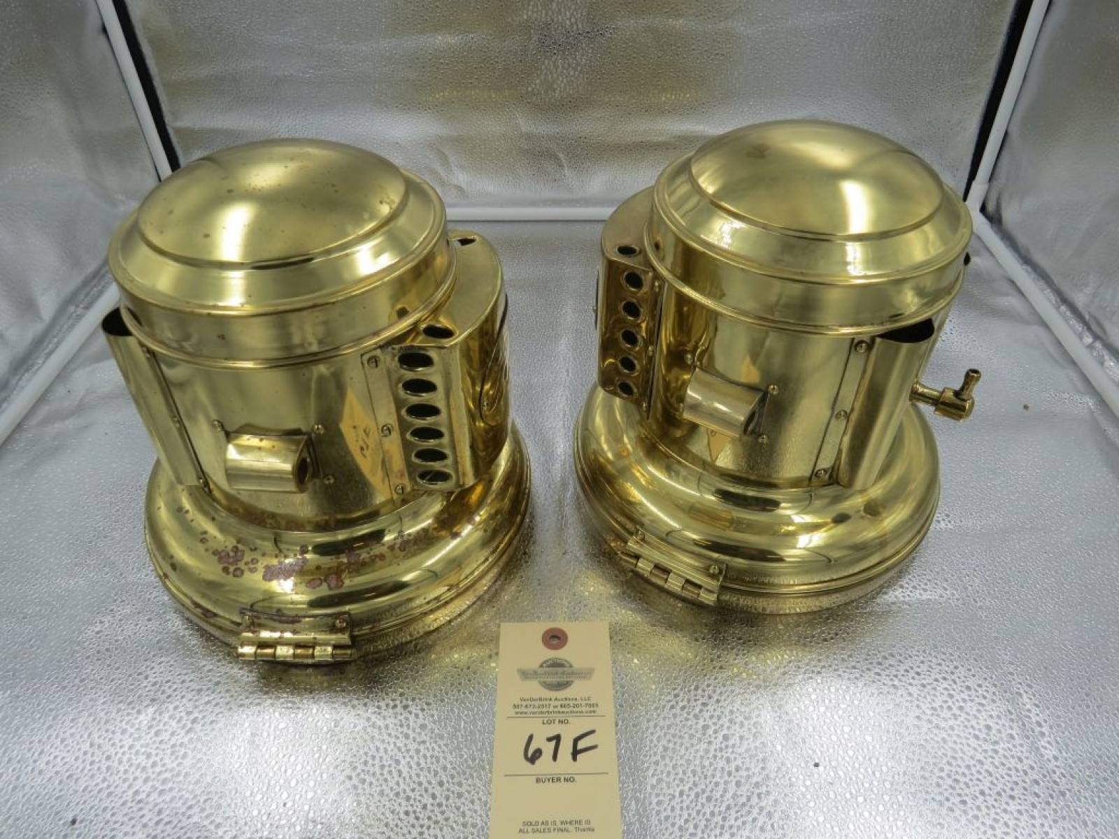 Pair of Model E+J 466 Headlights - Image 4