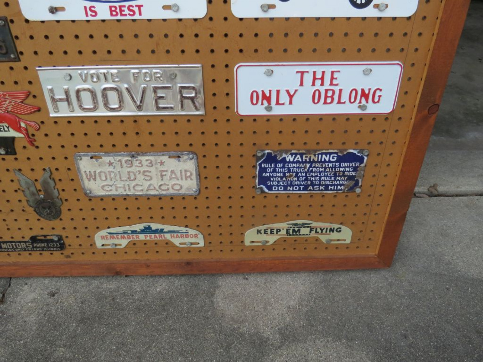 Board of License Plates Toppers - Image 9
