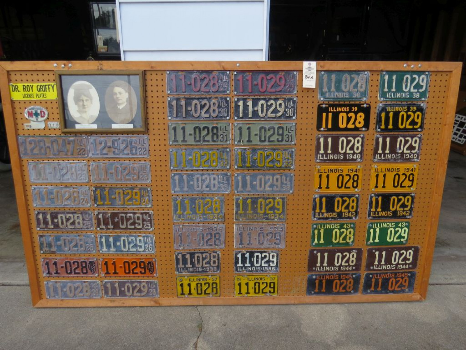Board of Illinois License Plates from 1922-1945 - Image 1