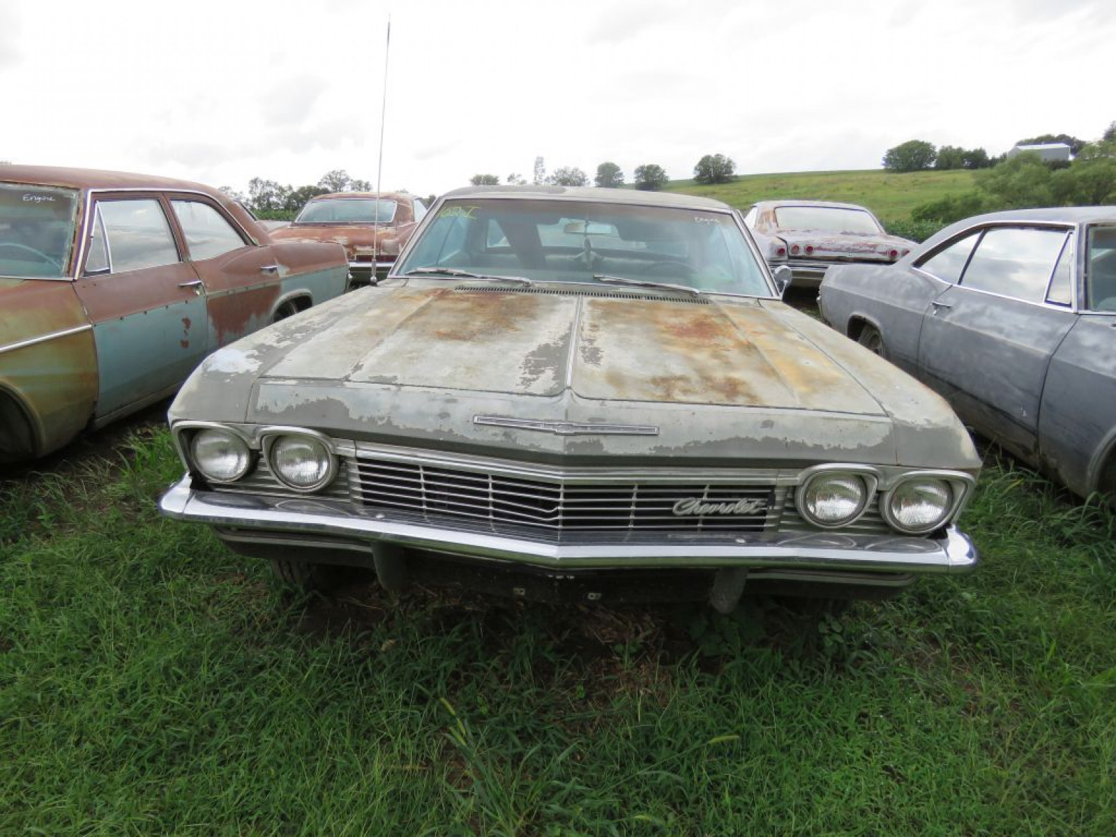 1965 Chevrolet Impala 4dr HT - Image 2