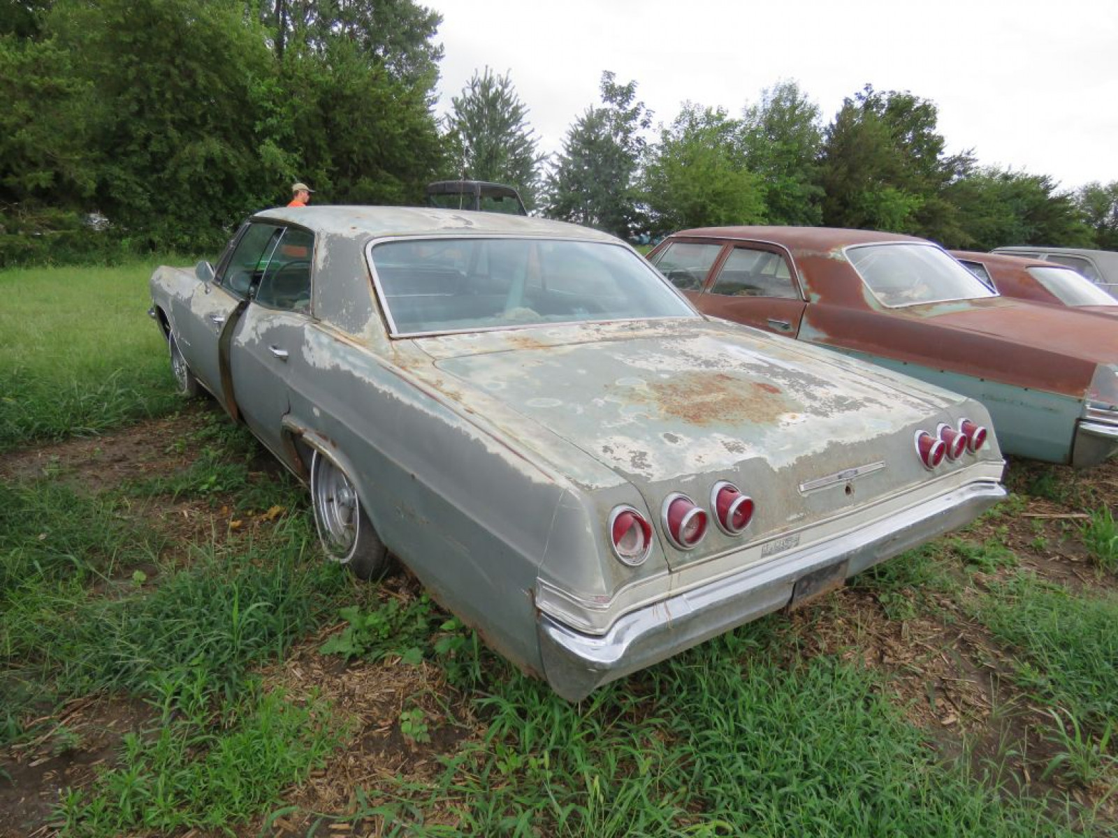 1965 Chevrolet Impala 4dr HT - Image 5