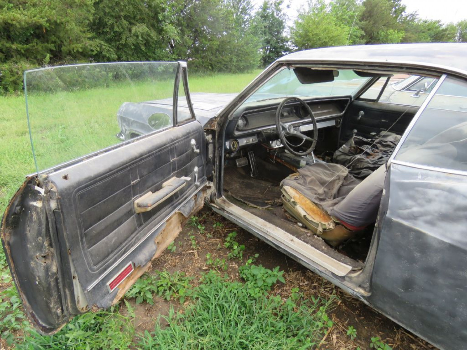 1965 Chevrolet Impala SS 2dr HT - Image 5