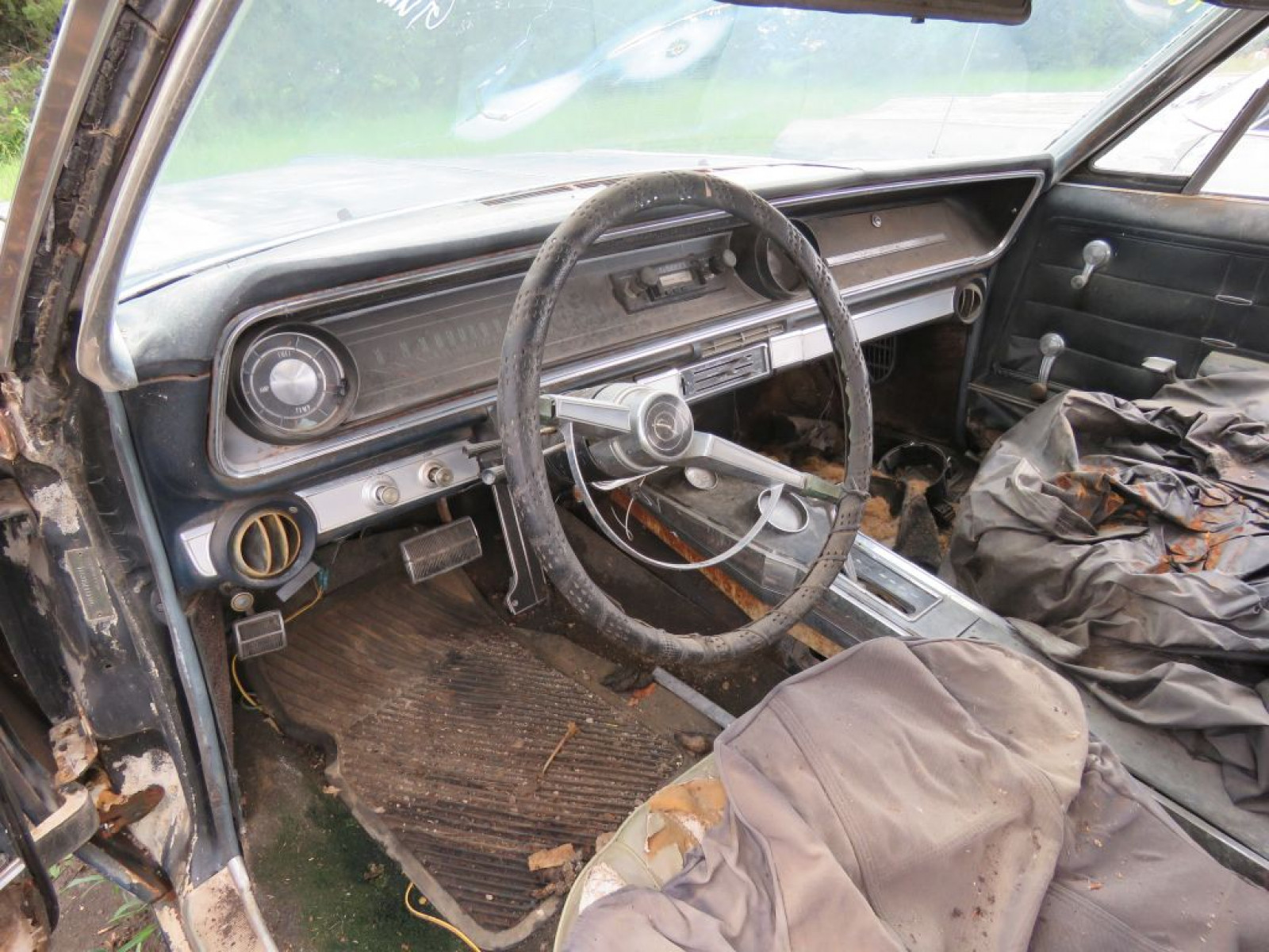 1965 Chevrolet Impala SS 2dr HT - Image 7