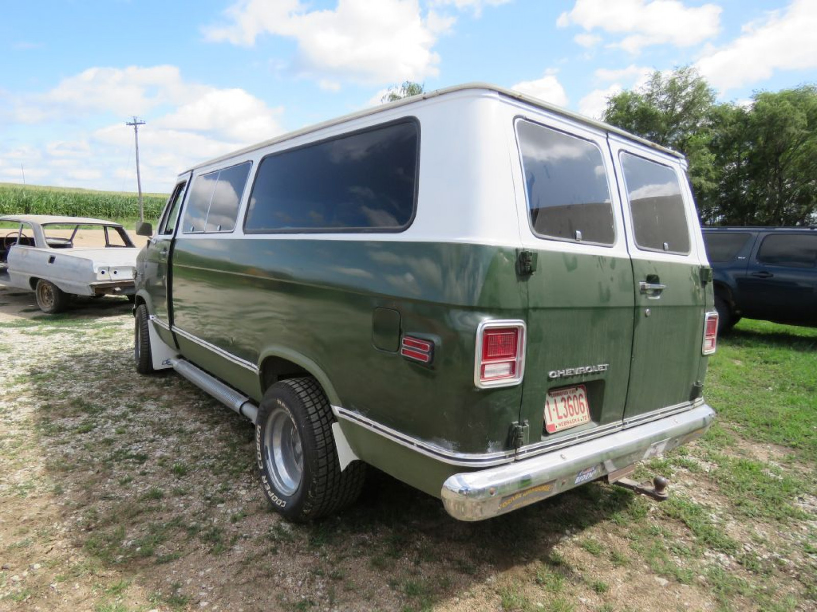 1972 Chevrolet Beauville Sportvan 10 - Image 10