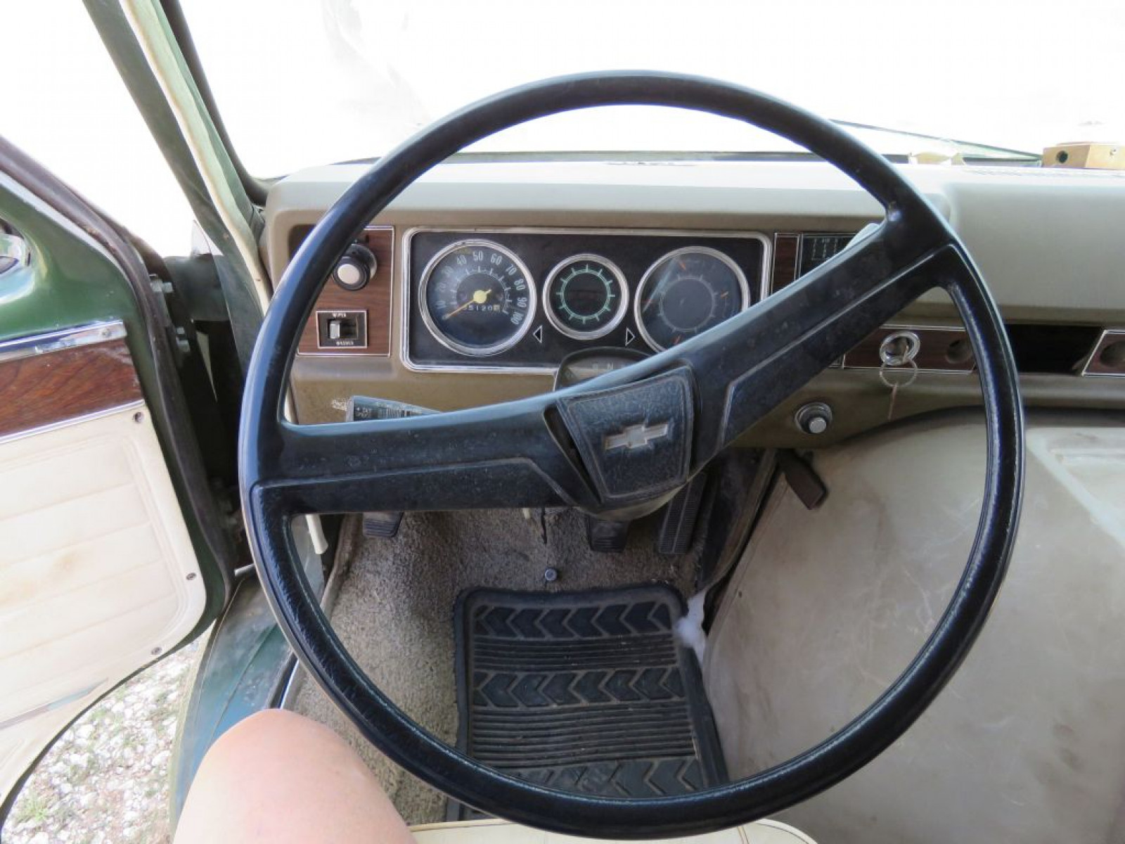 1972 Chevrolet Beauville Sportvan 10 - Image 15