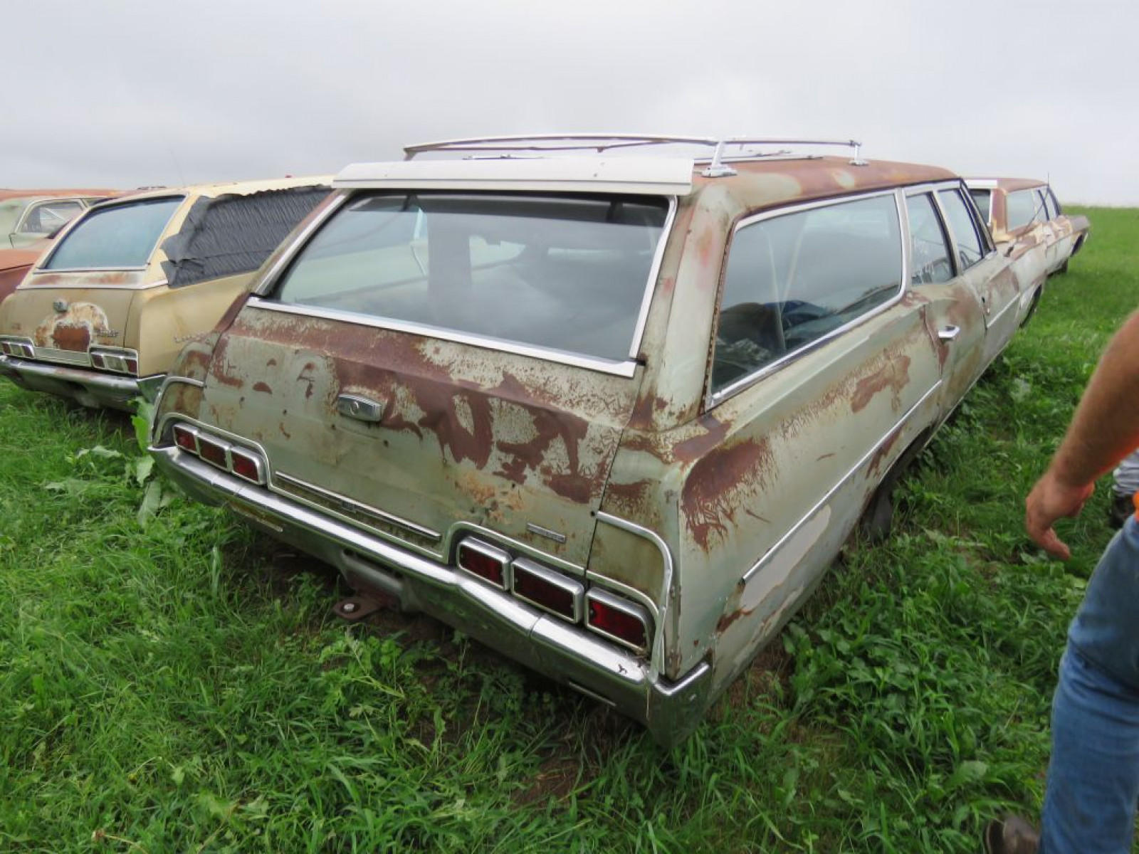 1967 Chevrolet Caprice 4dr Wagon - Image 4
