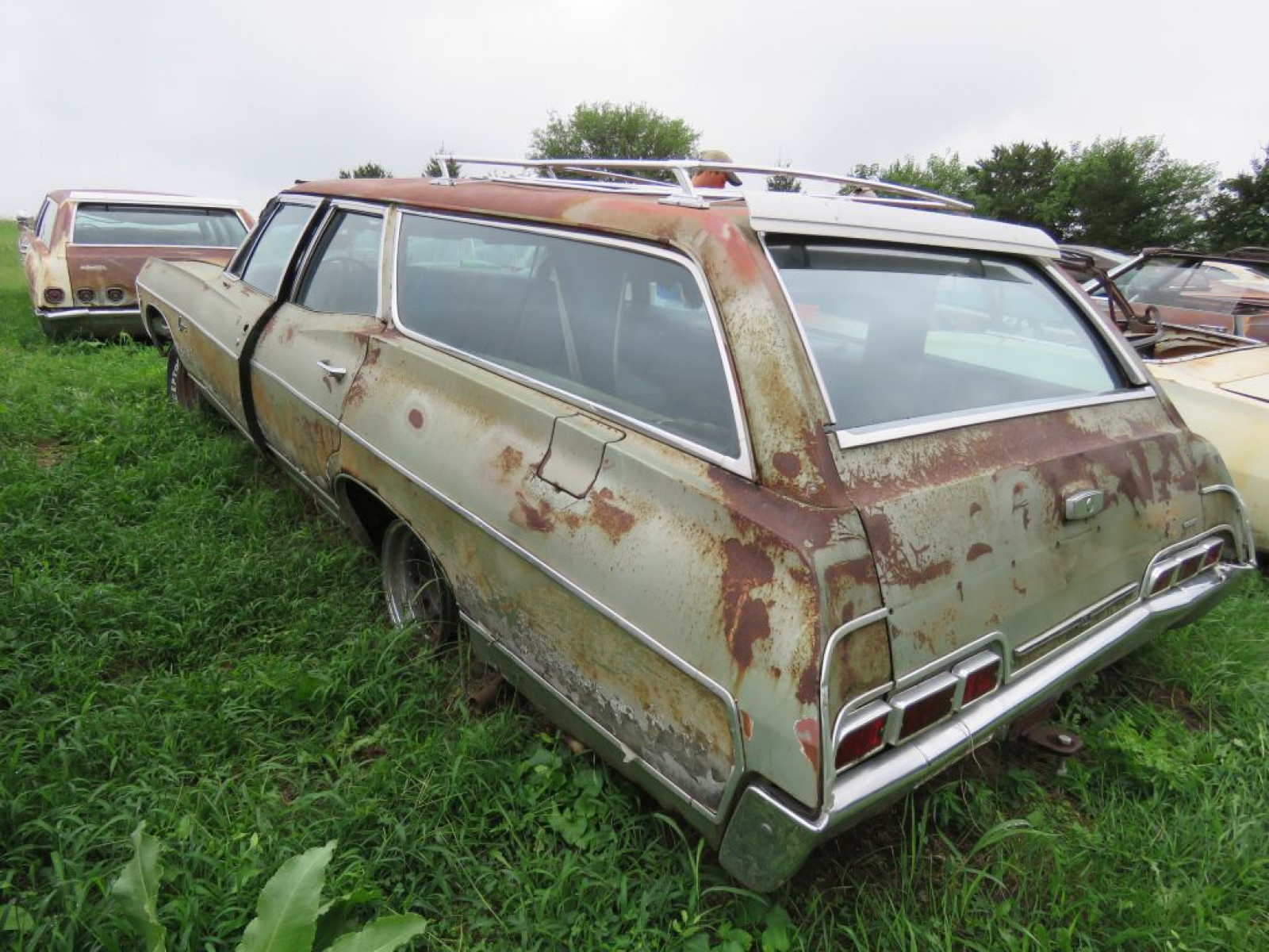 1967 Chevrolet Caprice 4dr Wagon - Image 5