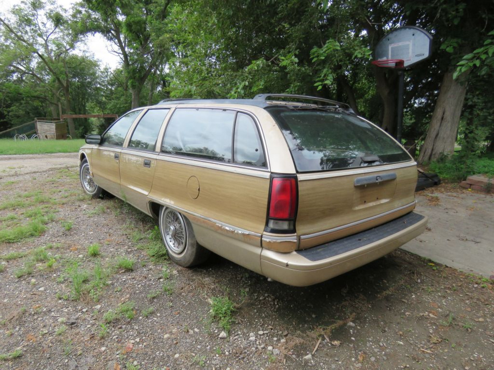 1995 Chevrolet Caprice Classic 4dr Wagon - Image 5