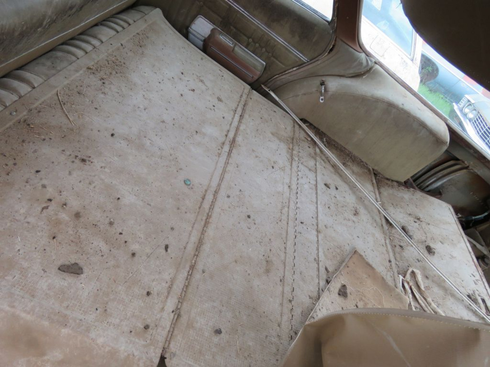 1968 Chevrolet Impala 9 Passenger 4dr Wagon - Image 7