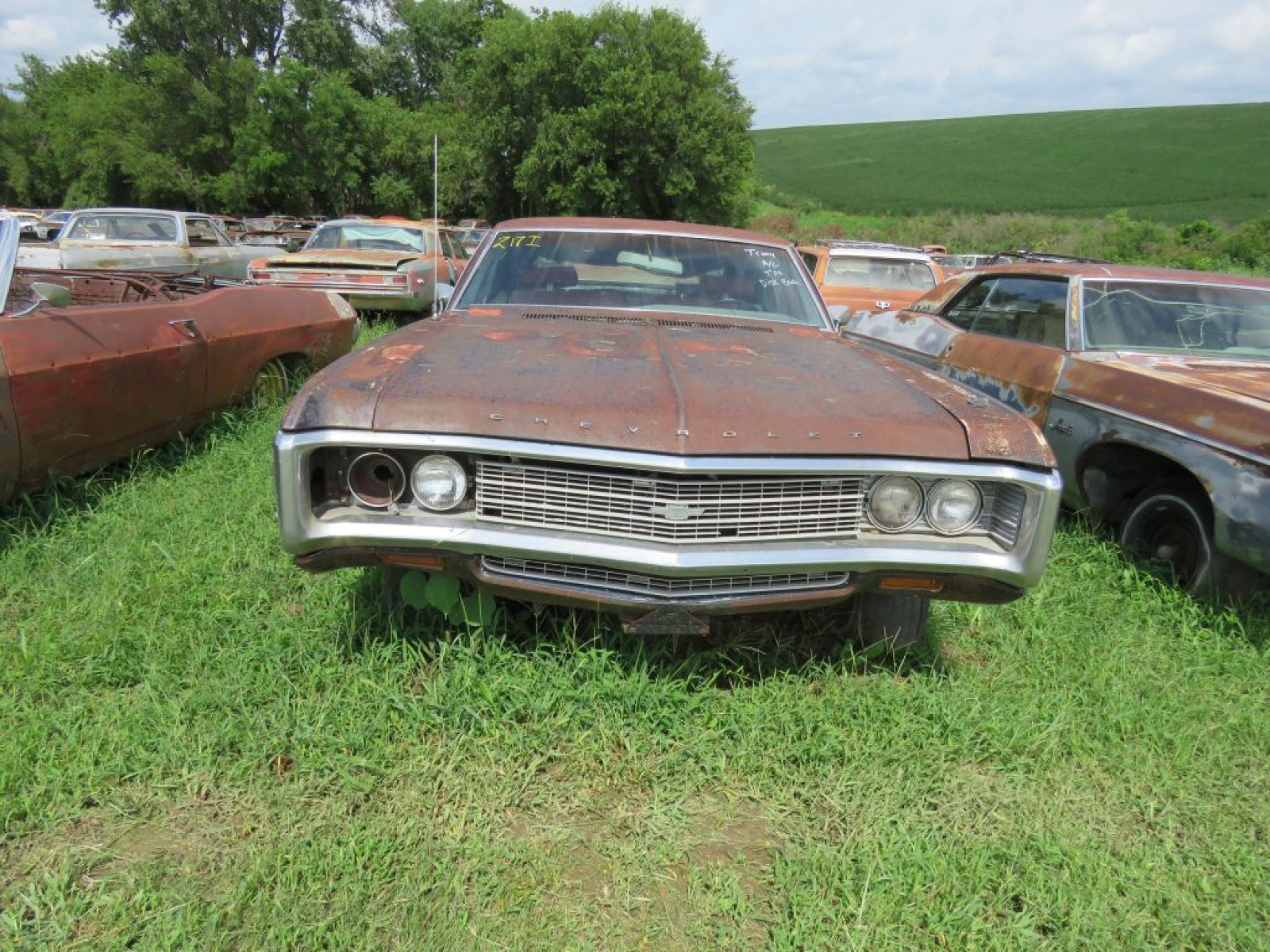 1969 Chevrolet Impala 2dr HT - Image 2