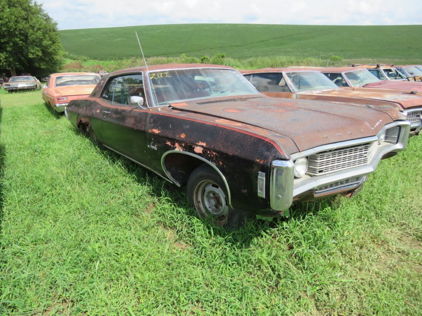 1969 Chevrolet Impala 2dr HT - Image 3