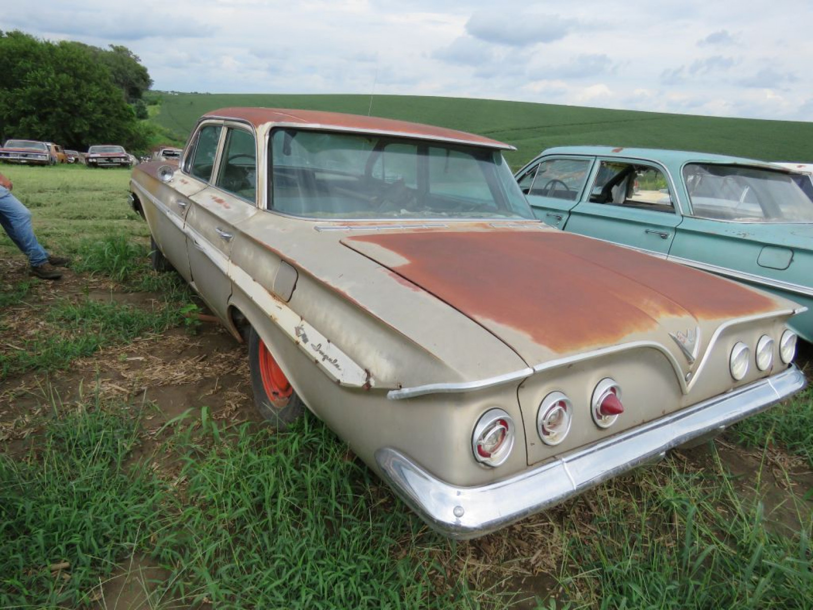 1961 Chevrolet Impala 4dr Sedan - Image 6