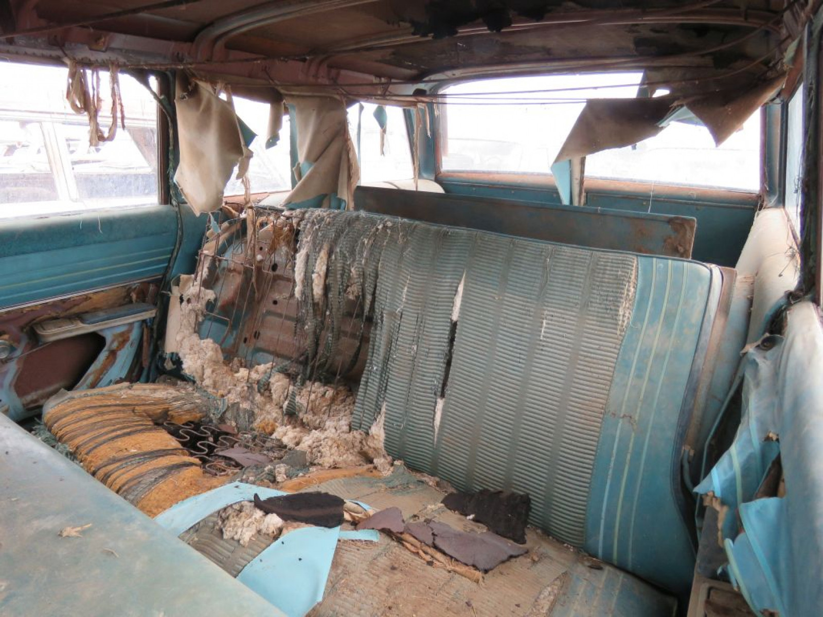 1961 Chevrolet Parkwood 4dr Wagon - Image 6