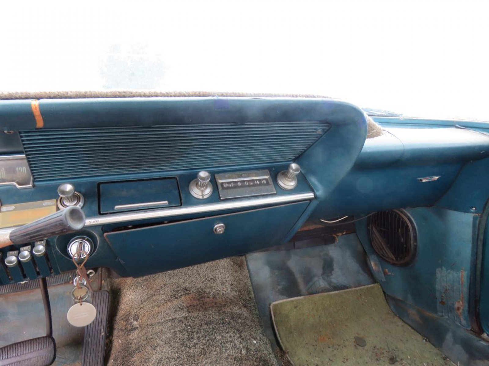 1961 Chevrolet Bel Air 4dr Sedan - Image 11