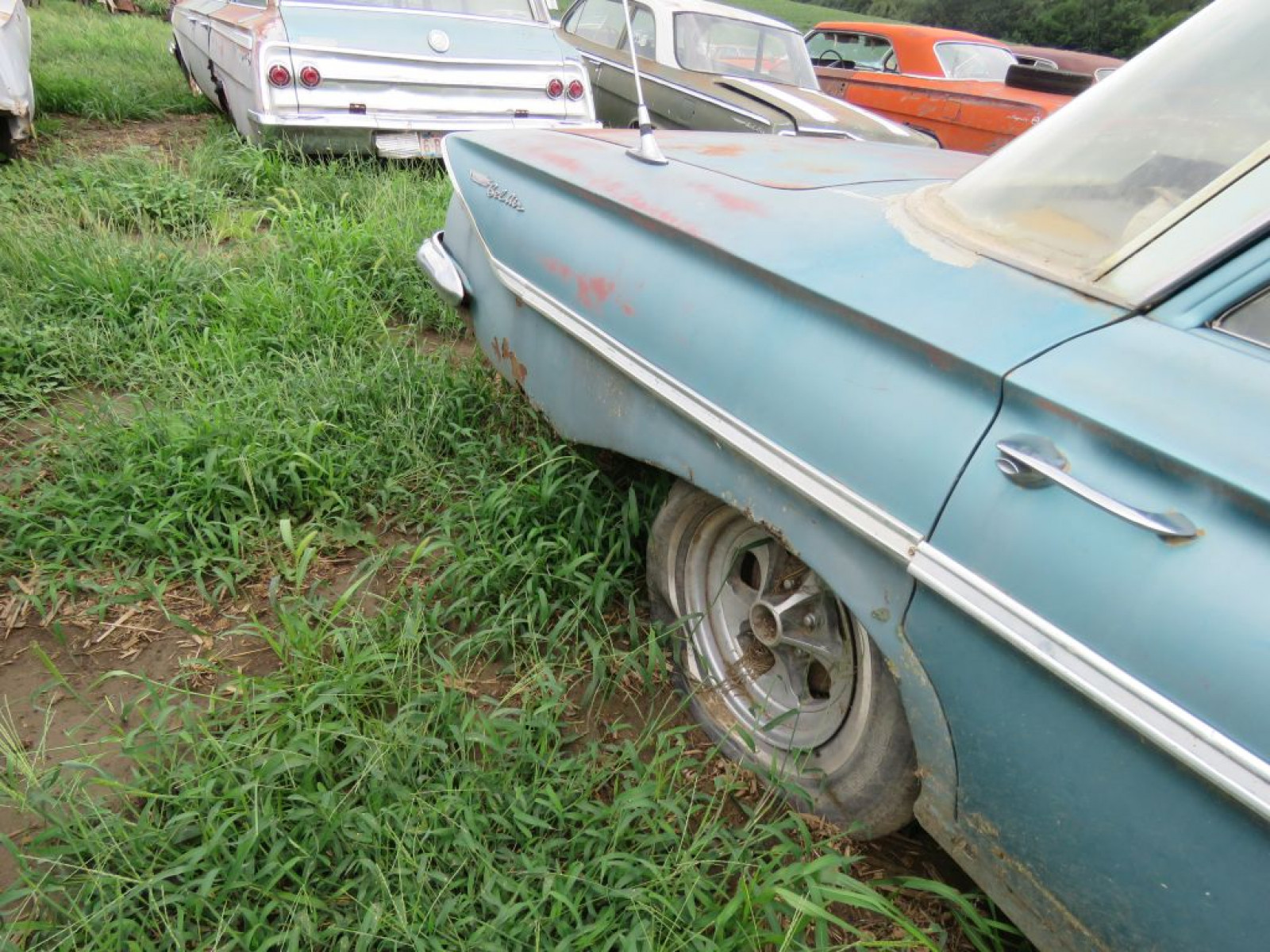 1961 Chevrolet Bel Air 4dr Sedan - Image 2