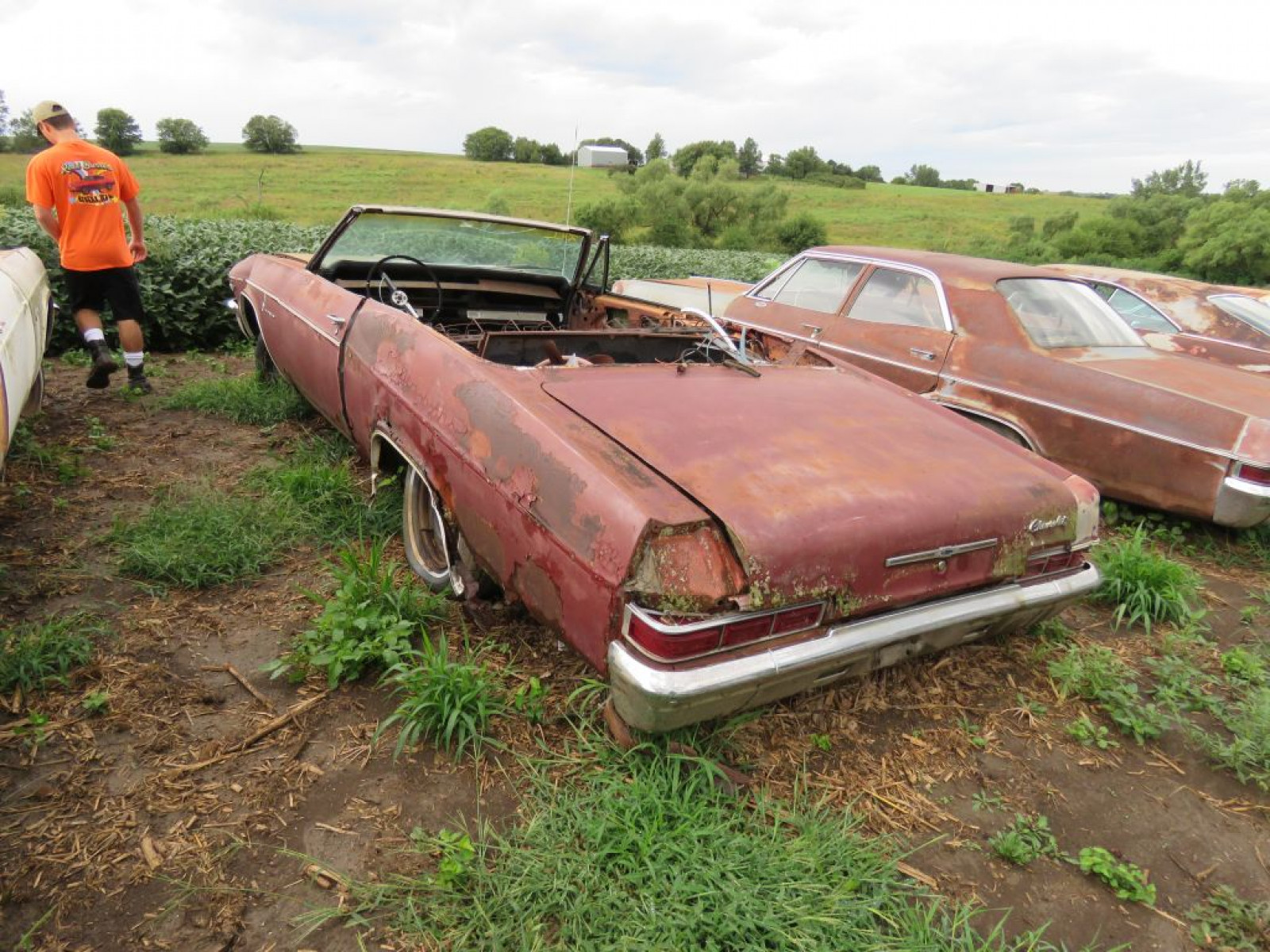 1966 Chevrolet Impala Convertible - Image 7