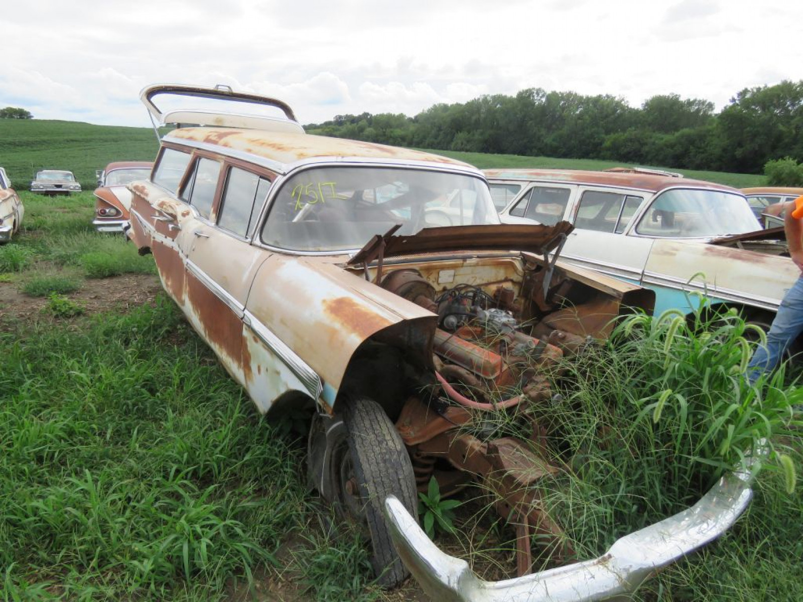 1958 Chevrolet Nomad 4dr Wagon - Image 1