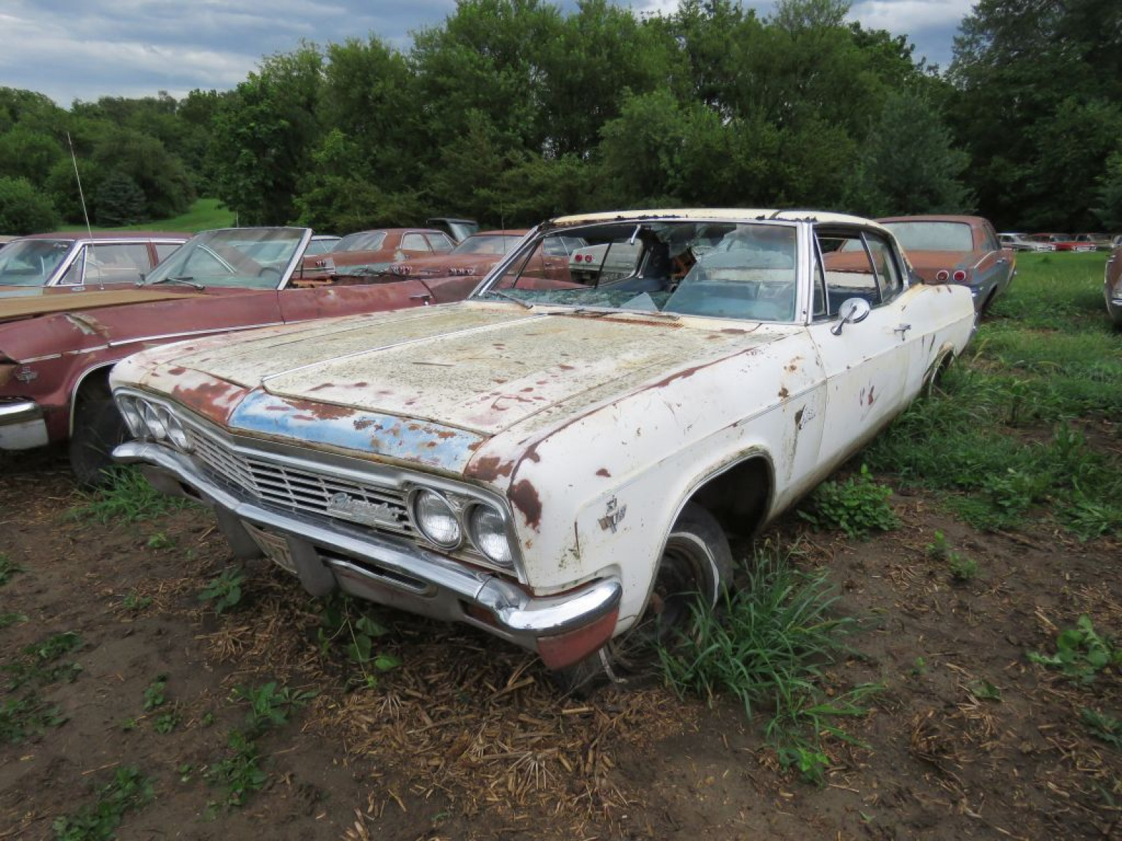 1966 Chevrolet Caprice 2dr HT - Image 3