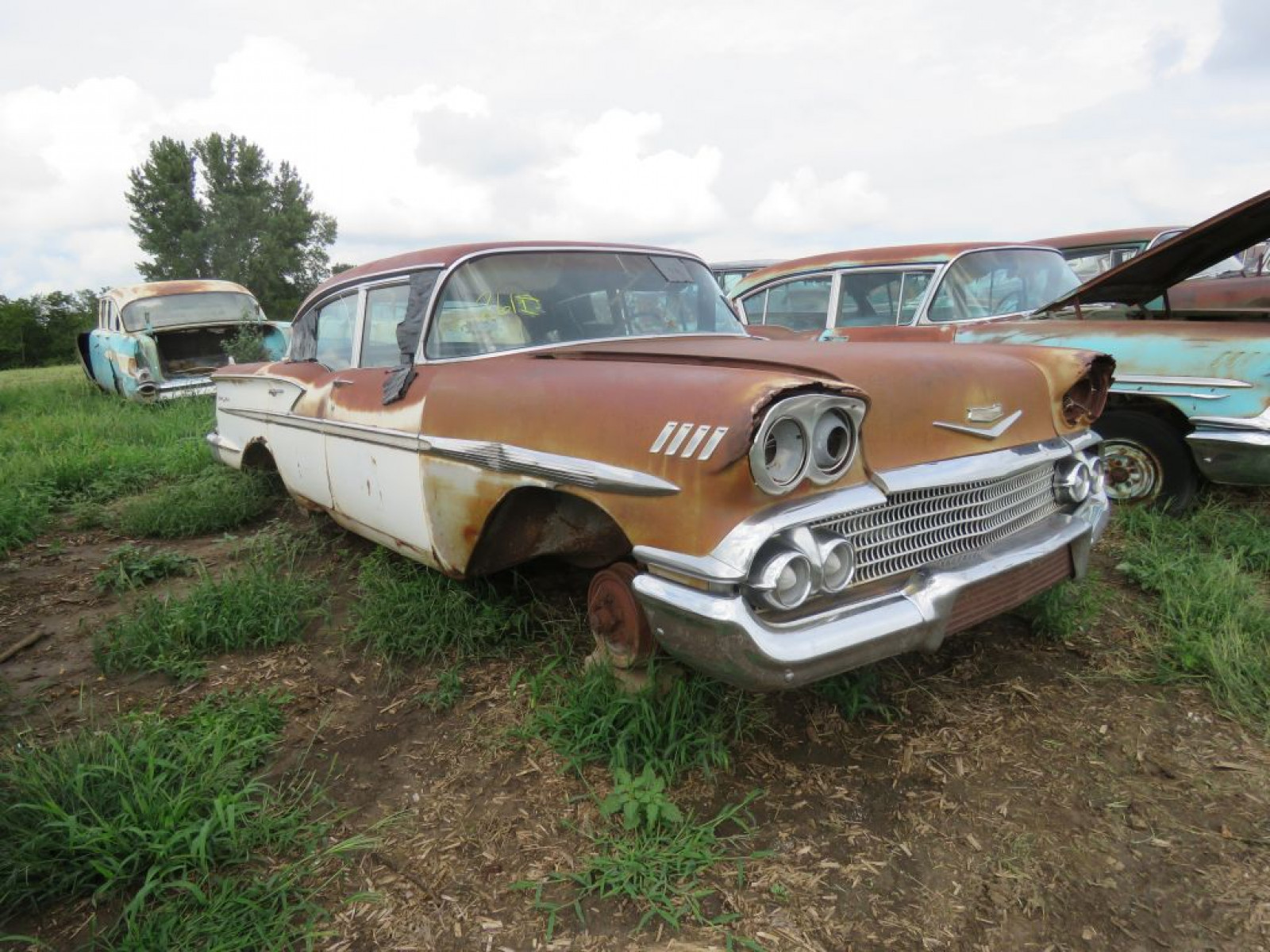 1958 Chevrolet Bel Air 4dr Sedan - Image 1