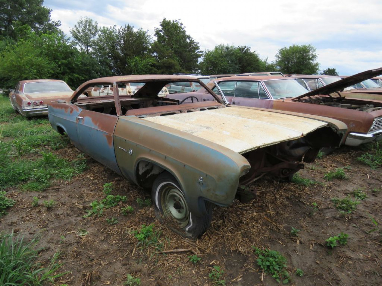 1966 Chevrolet Impala 2dr HT for Parts - Image 1